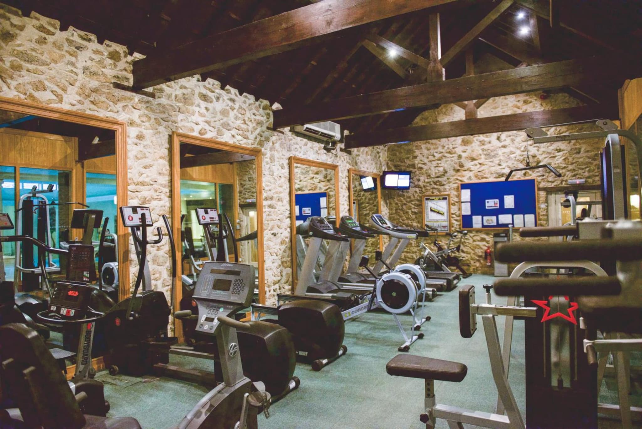 Tre-Ysgawen Hall & Spa photo 8