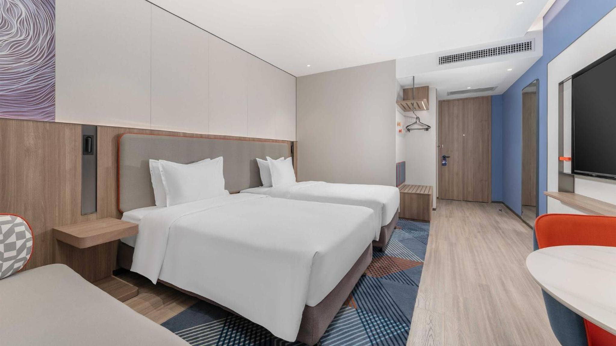 Holiday Inn Express Wuhan Jinyin Lake photo 3