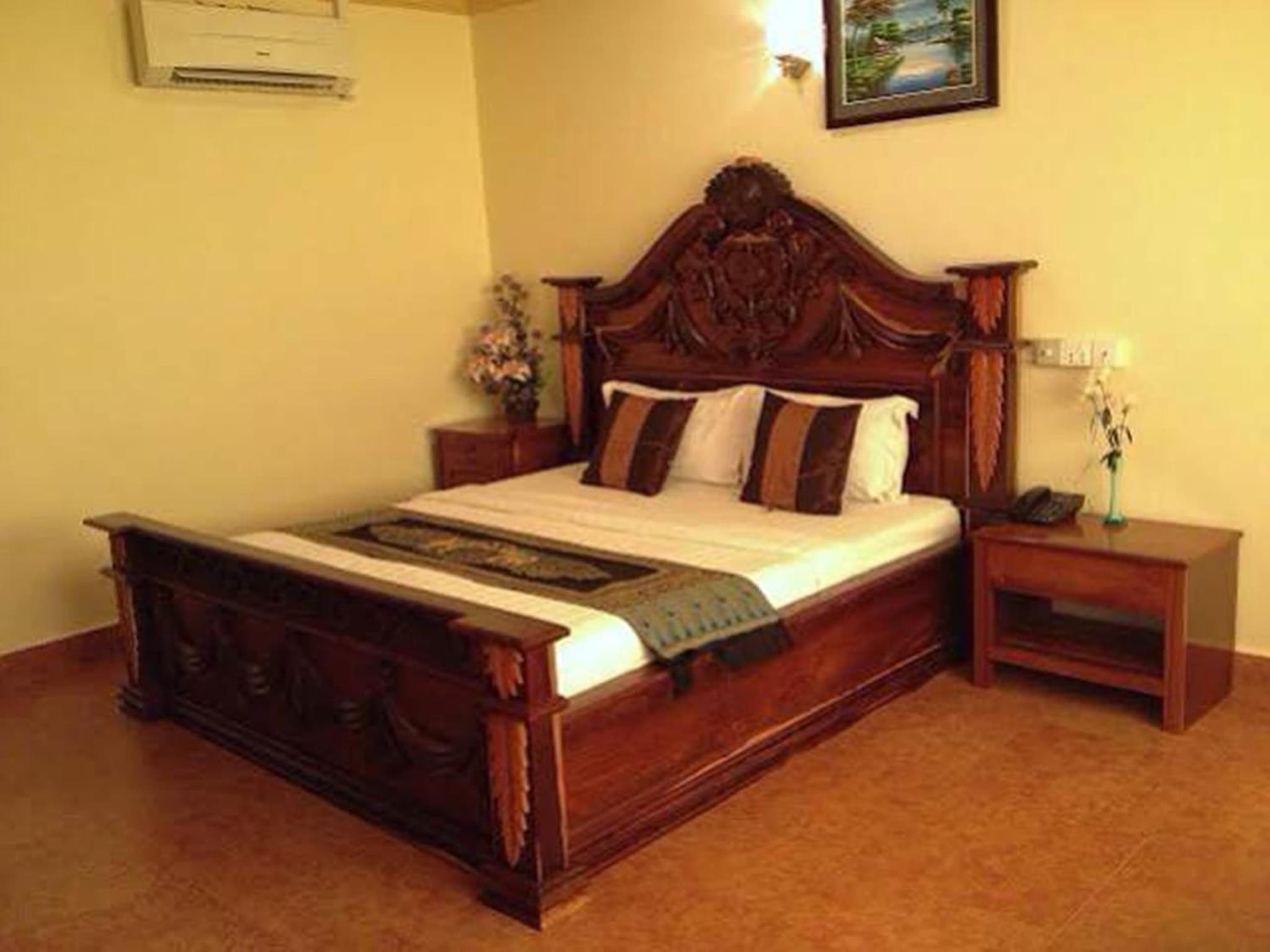 Lux Guesthouse photo 6