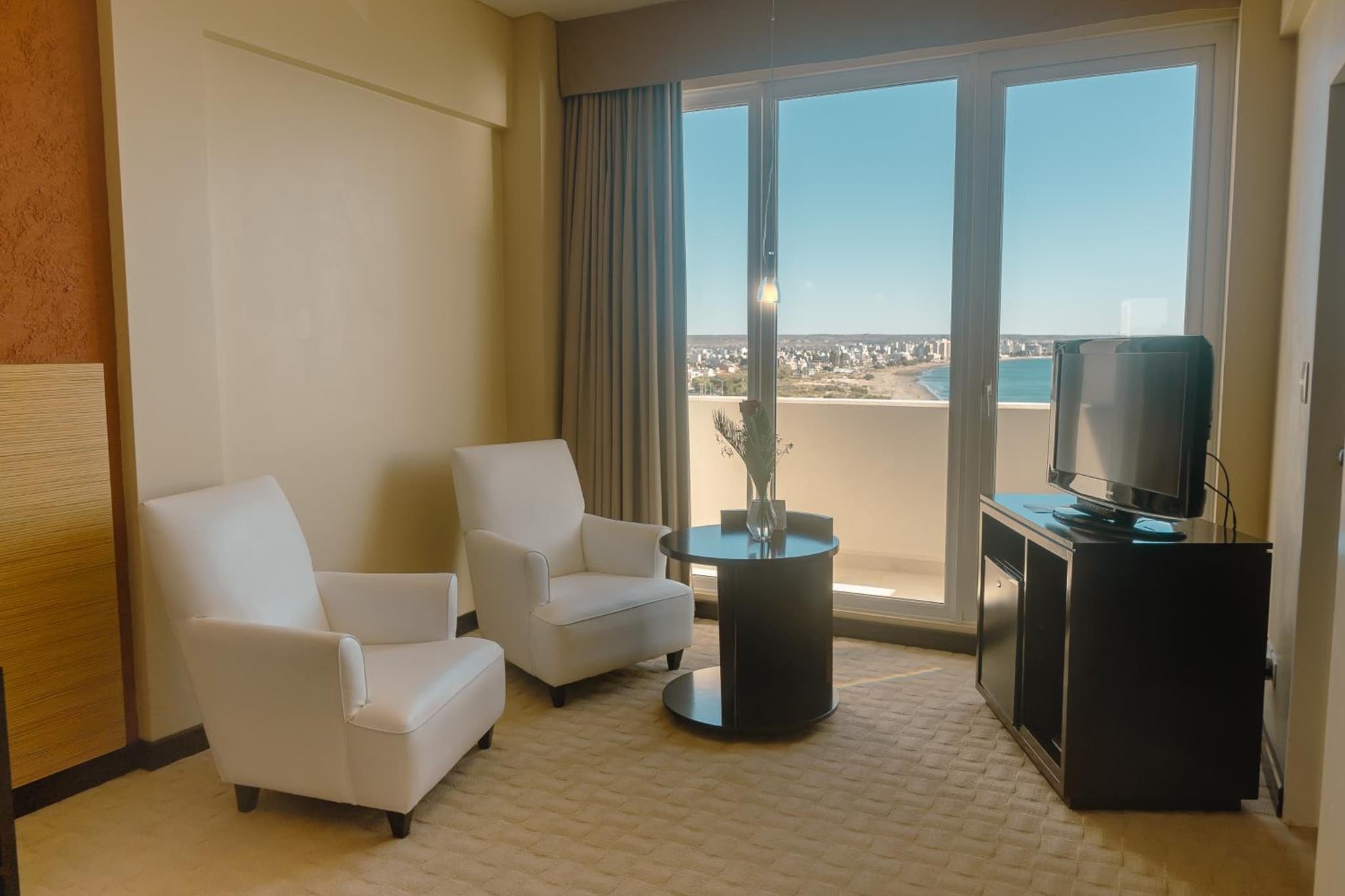 Rayentray Grand Hotel photo 3