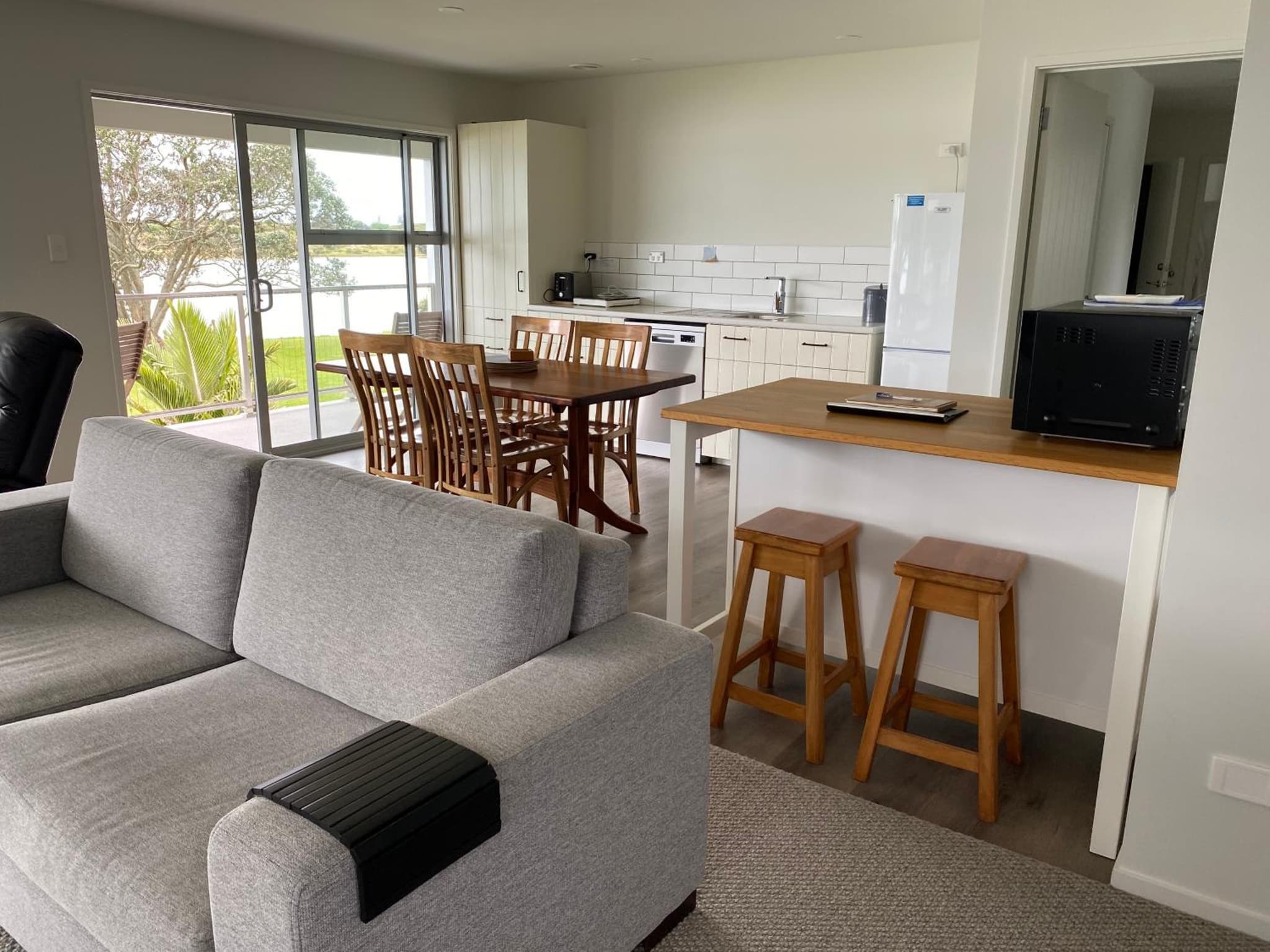 Athenree Beach House photo 5