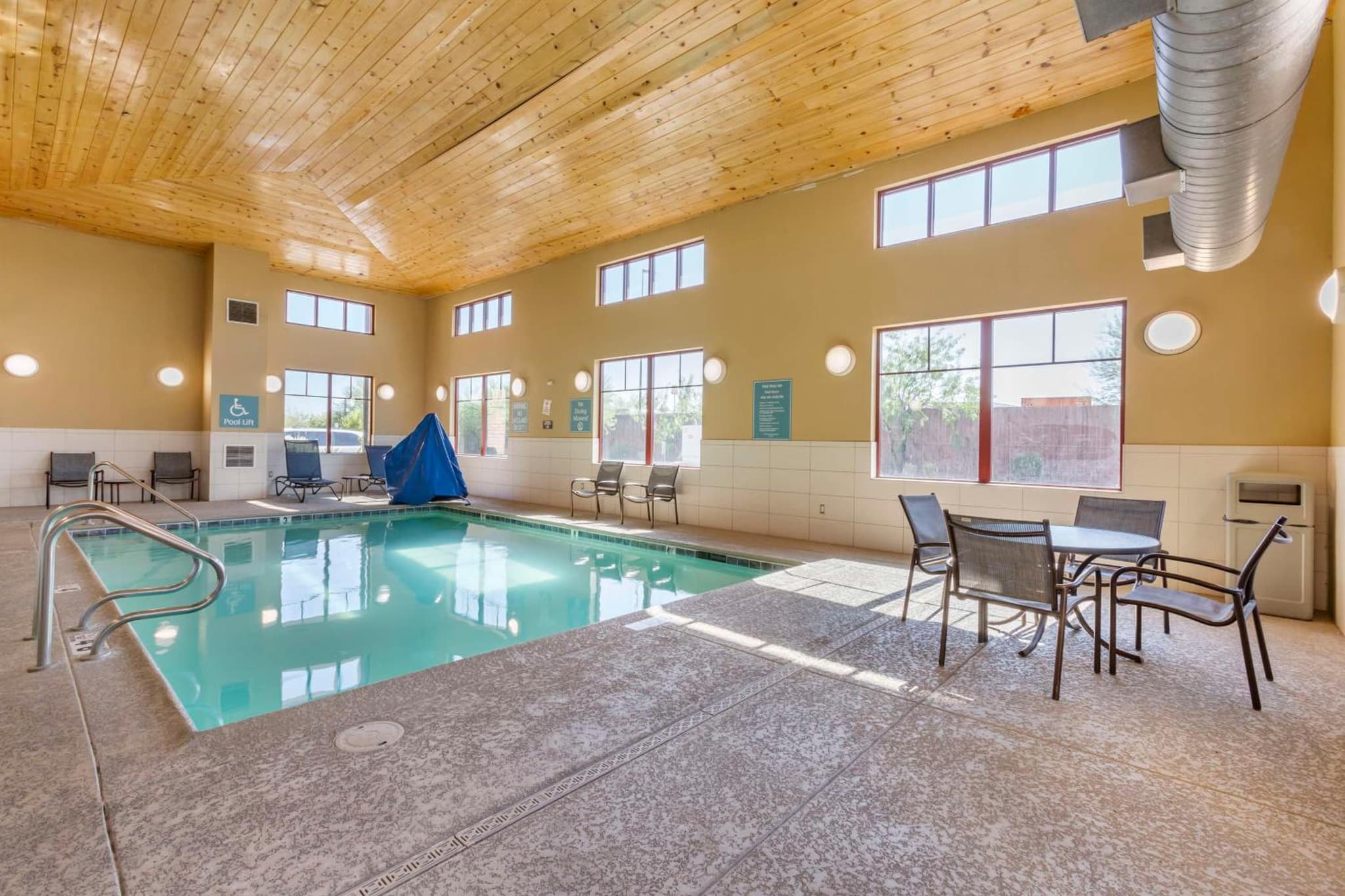 Best Western Plus Chandler Hotel & Suites photo 7