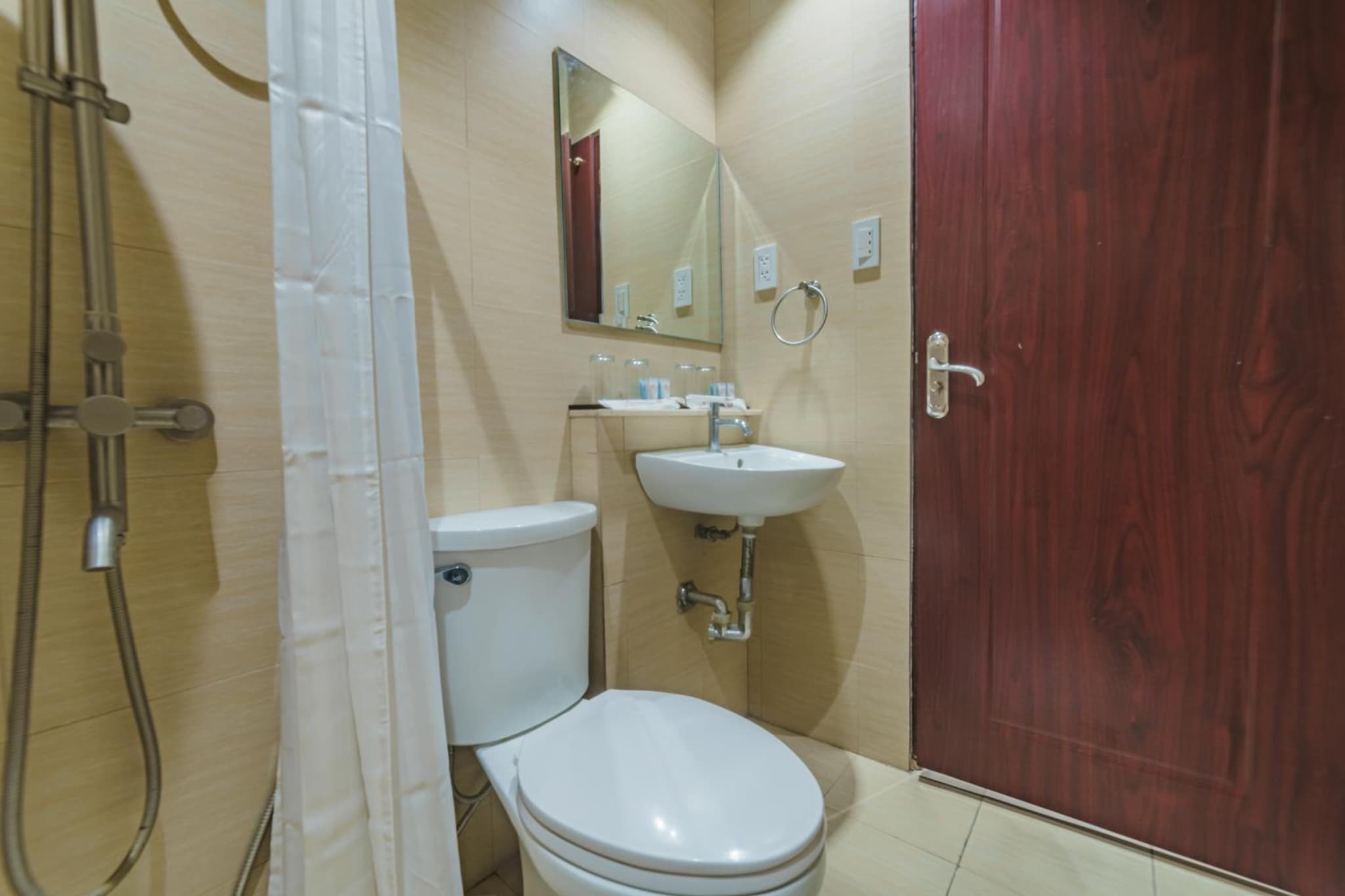 Robertson Hotel photo 9