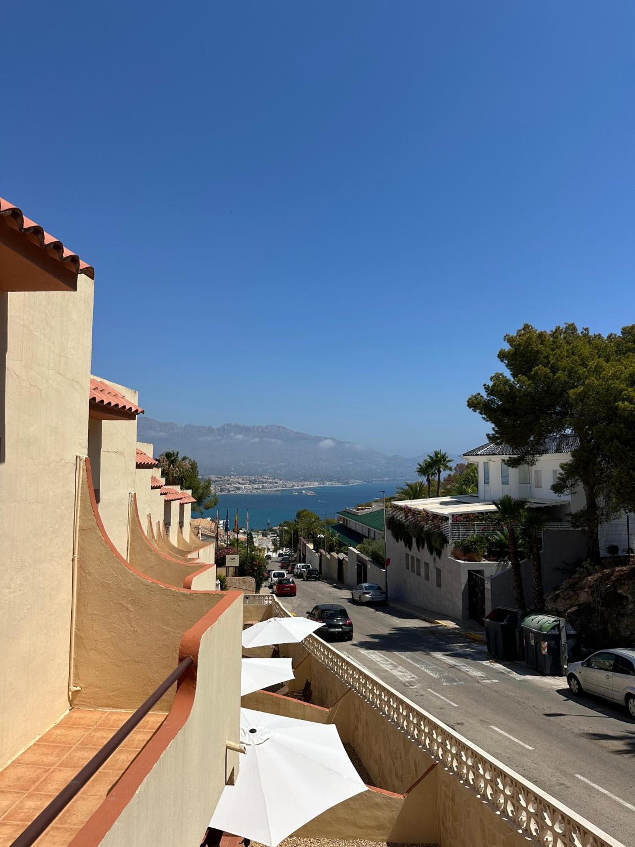 Albir Hills Apartments photo 2