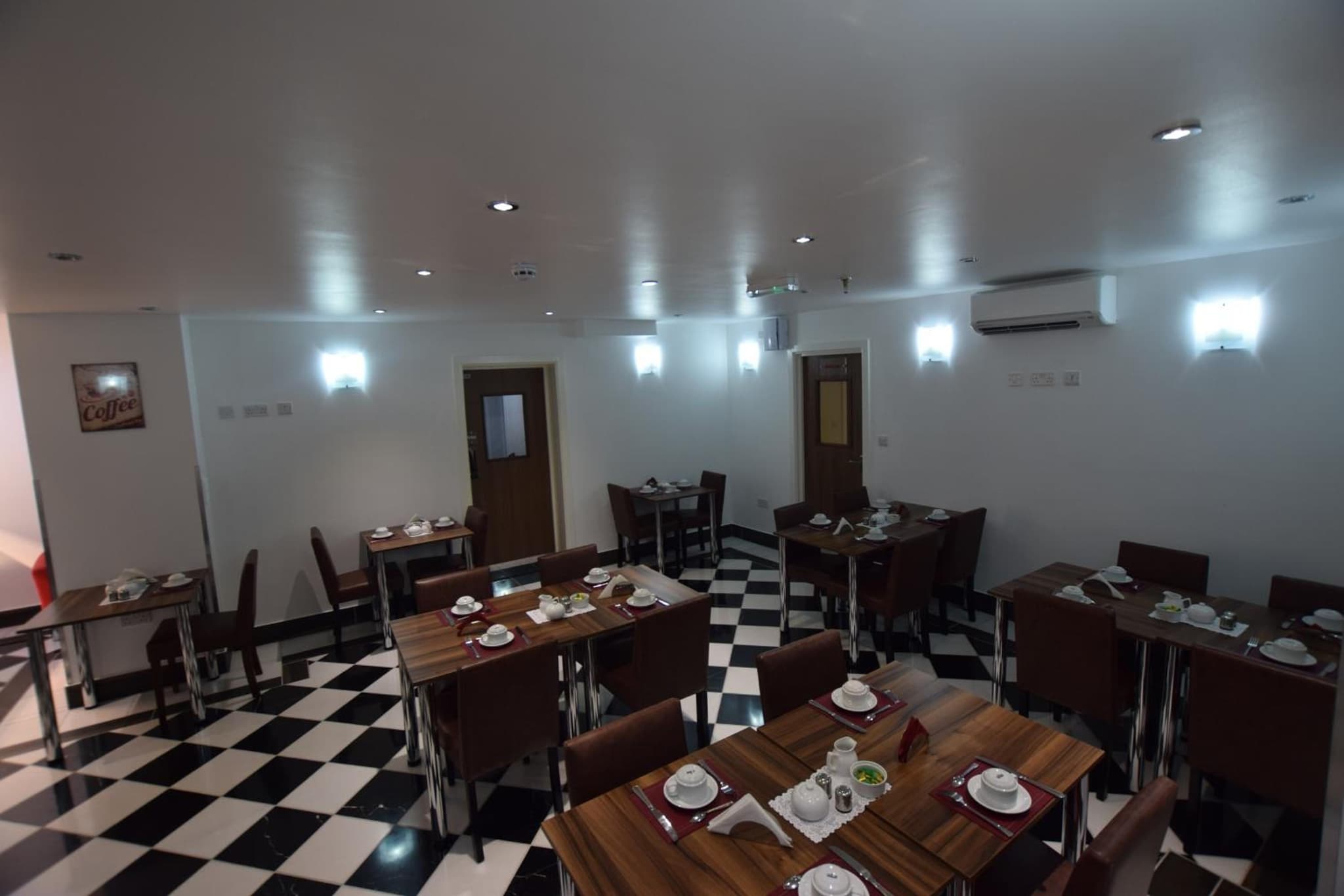 Lucky 8 Hotel photo 4
