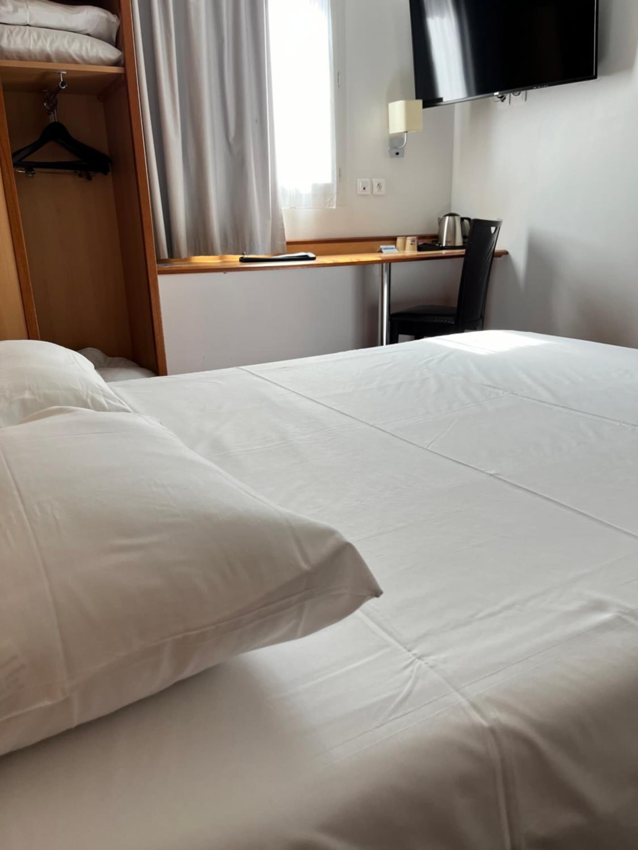 Brit Hotel Confort Montauban photo 4