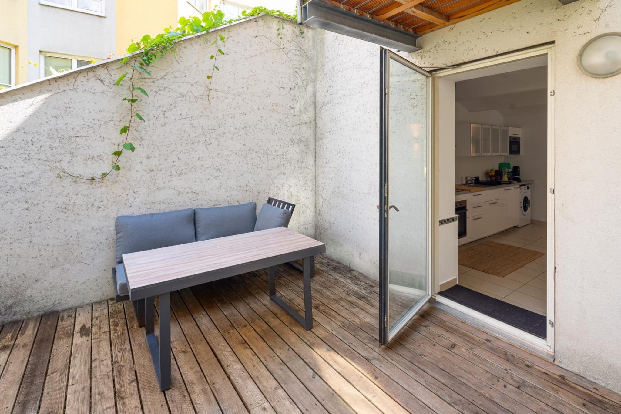 Oona Boutique Apartments photo 9