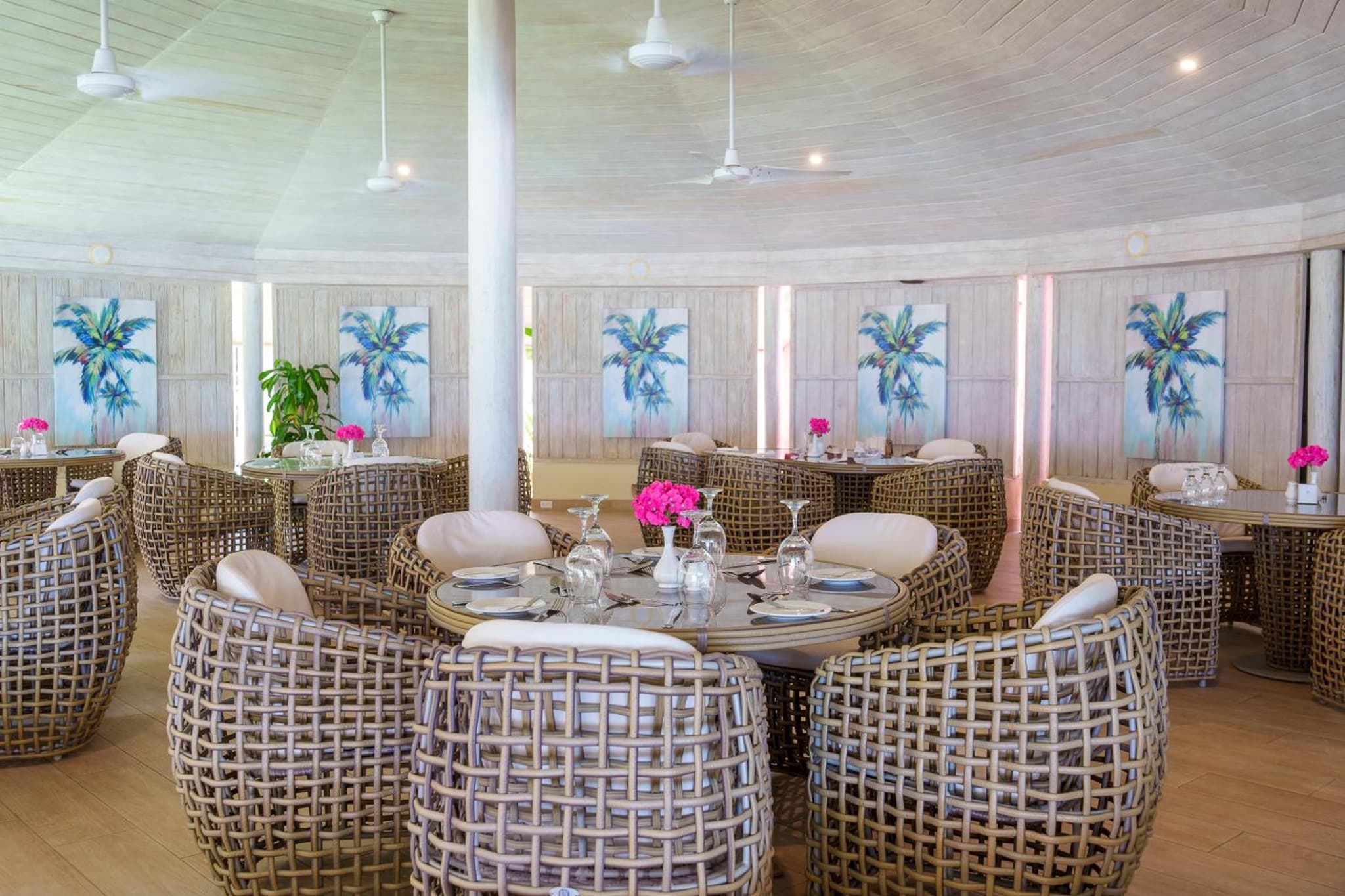 Southern Palms Beach Club photo 5
