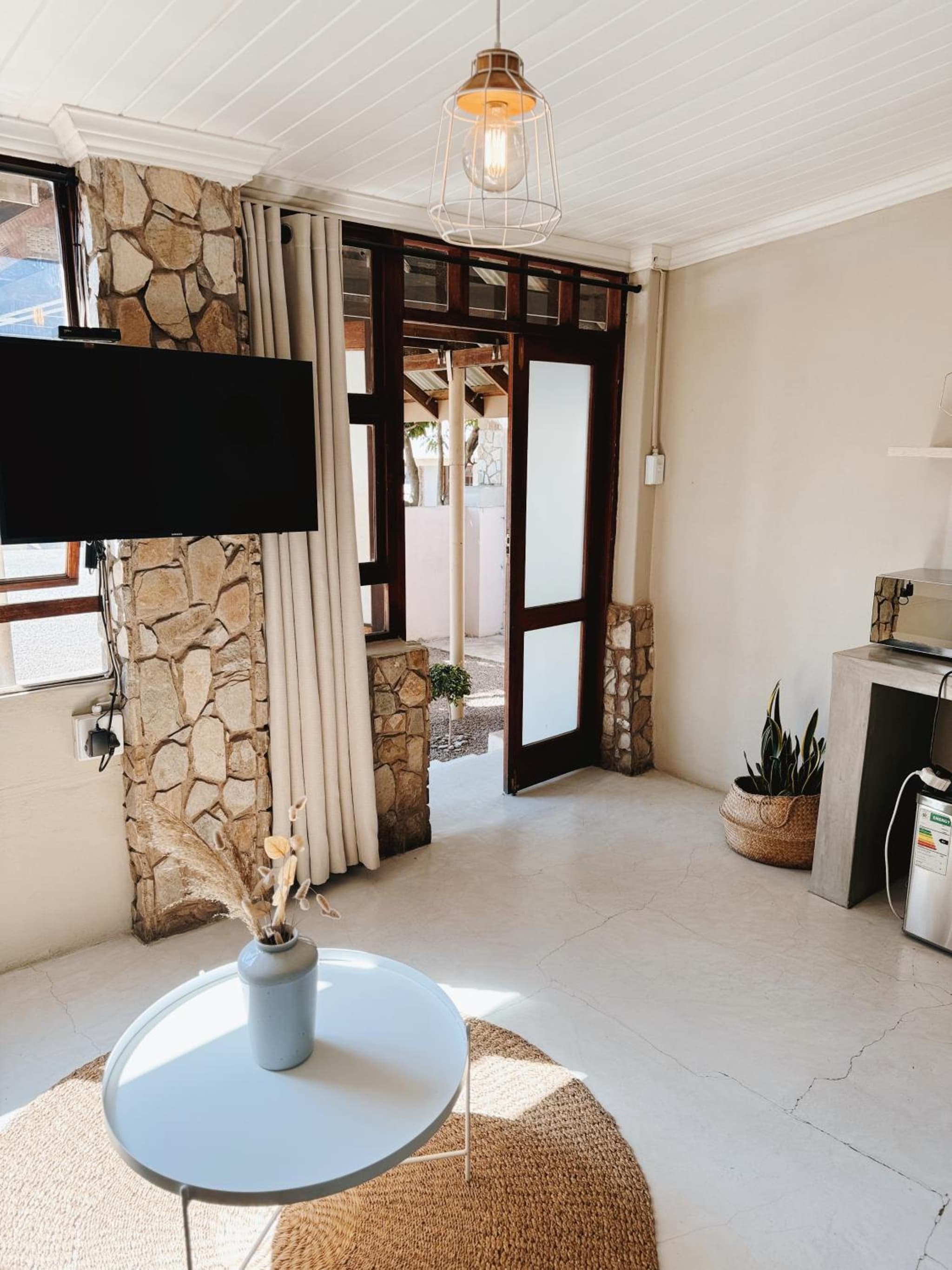 Lighthouse Guesthouse & Cafe photo 9