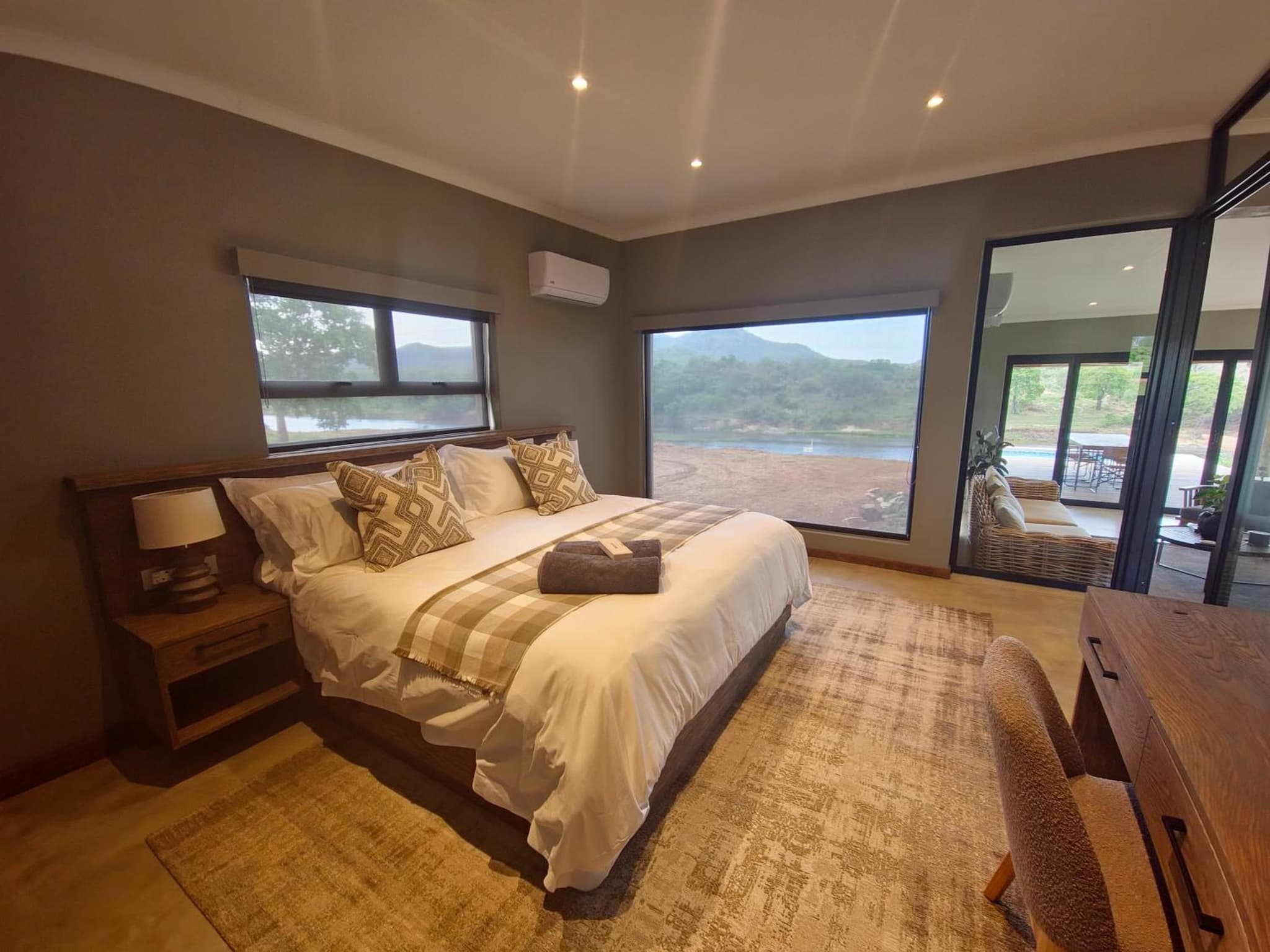 Simbini Sunset Cottage photo 6