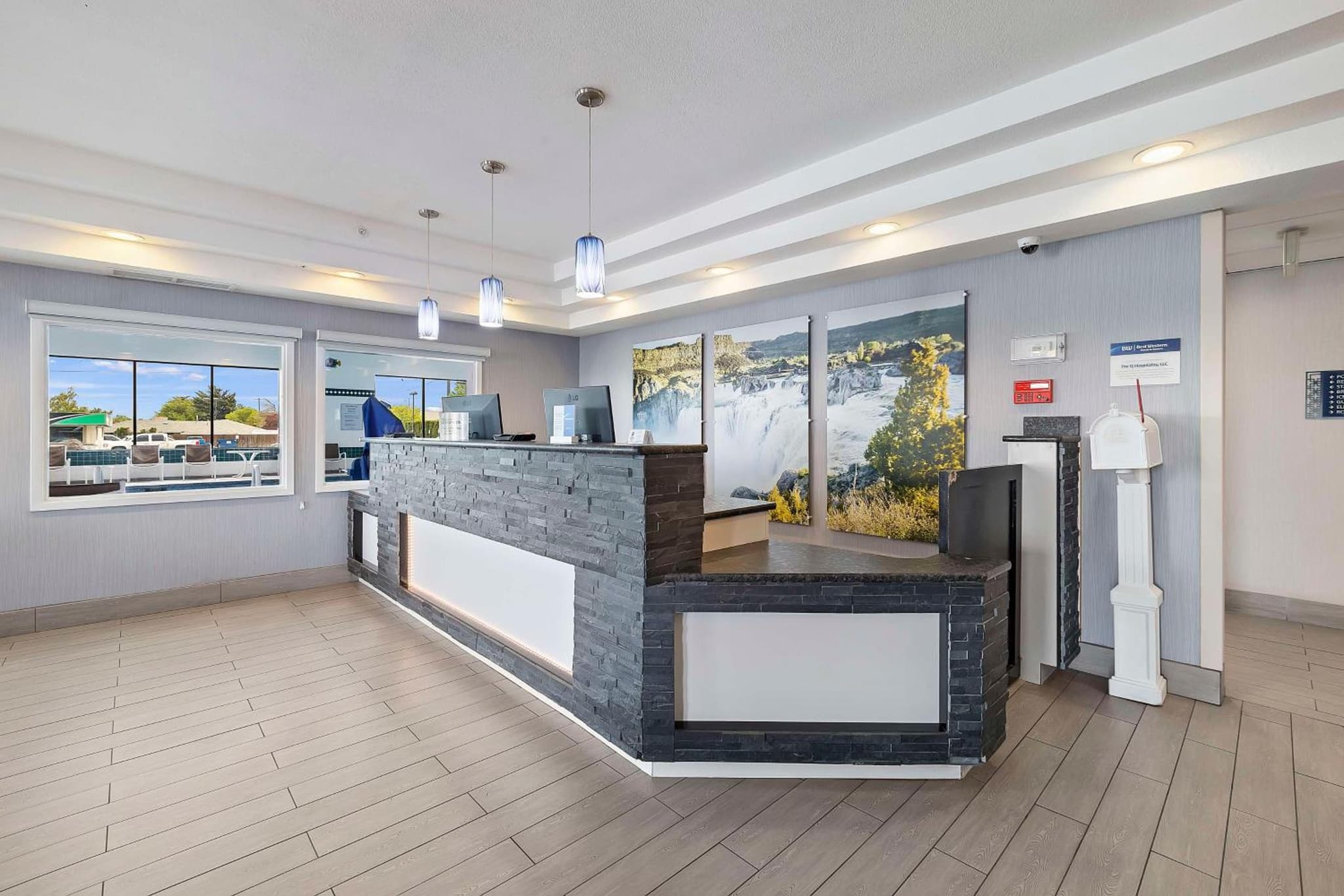 Best Western Plus Twin Falls Hotel photo 2