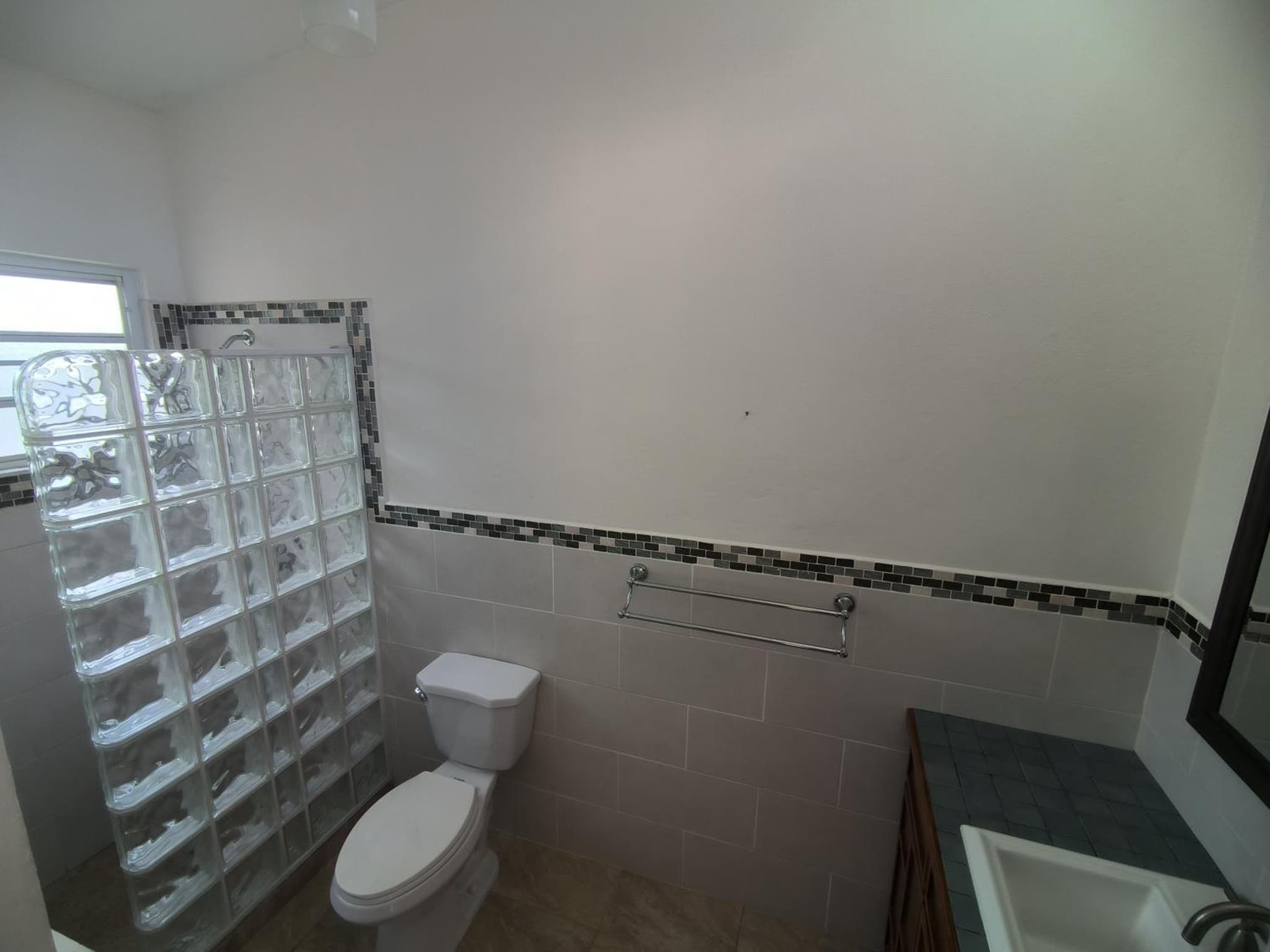 Sky House photo 2