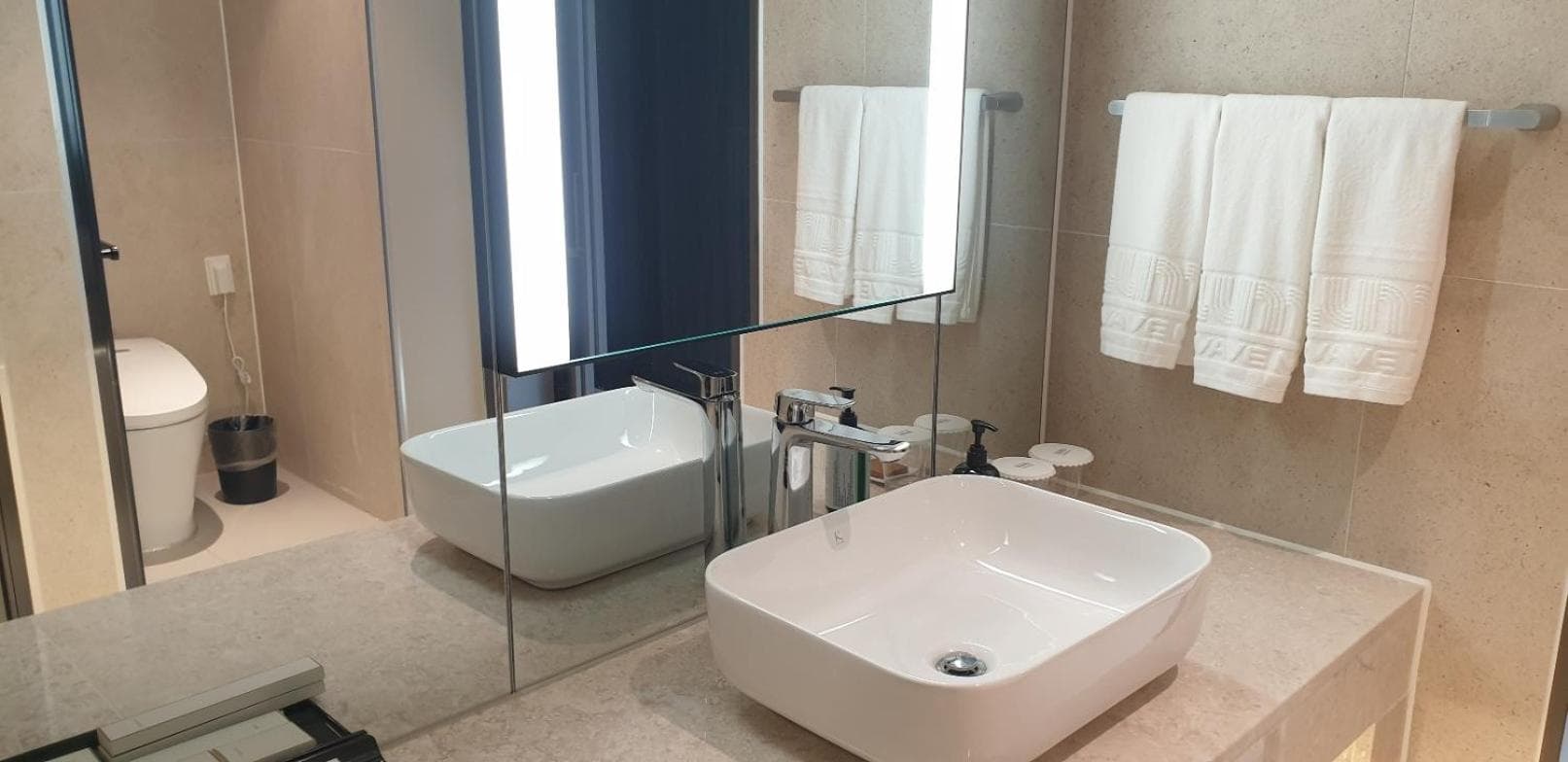 WAVEM HOTEL East photo 8