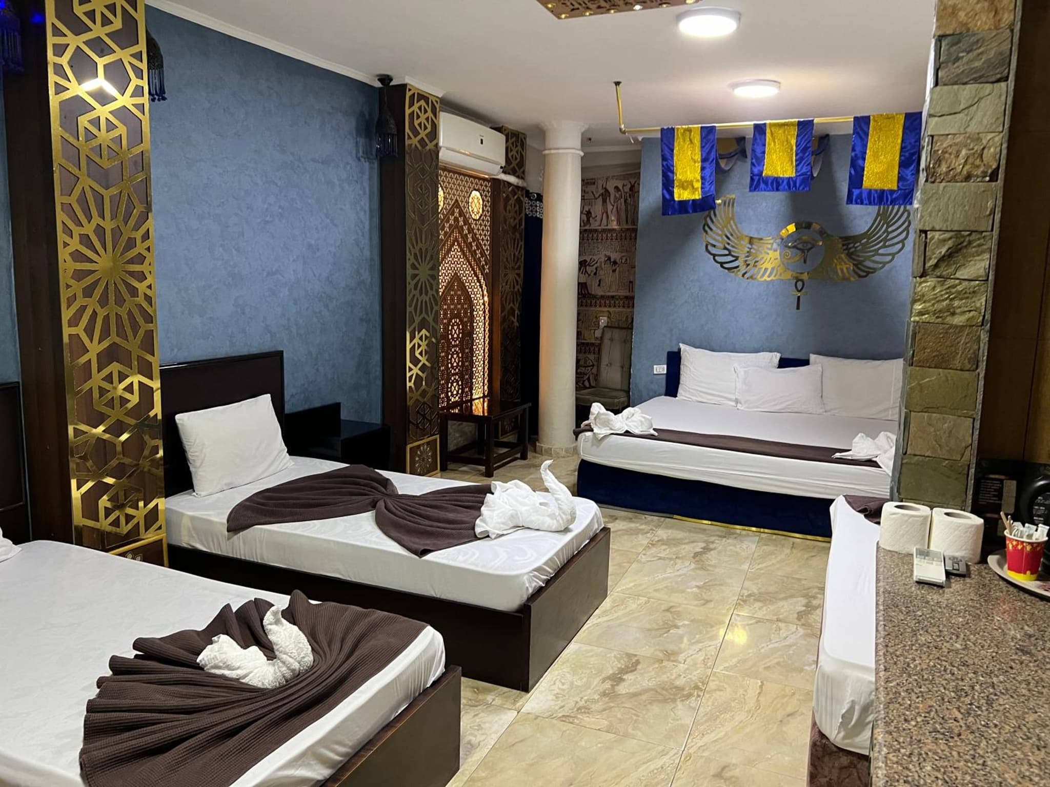 hotel room
