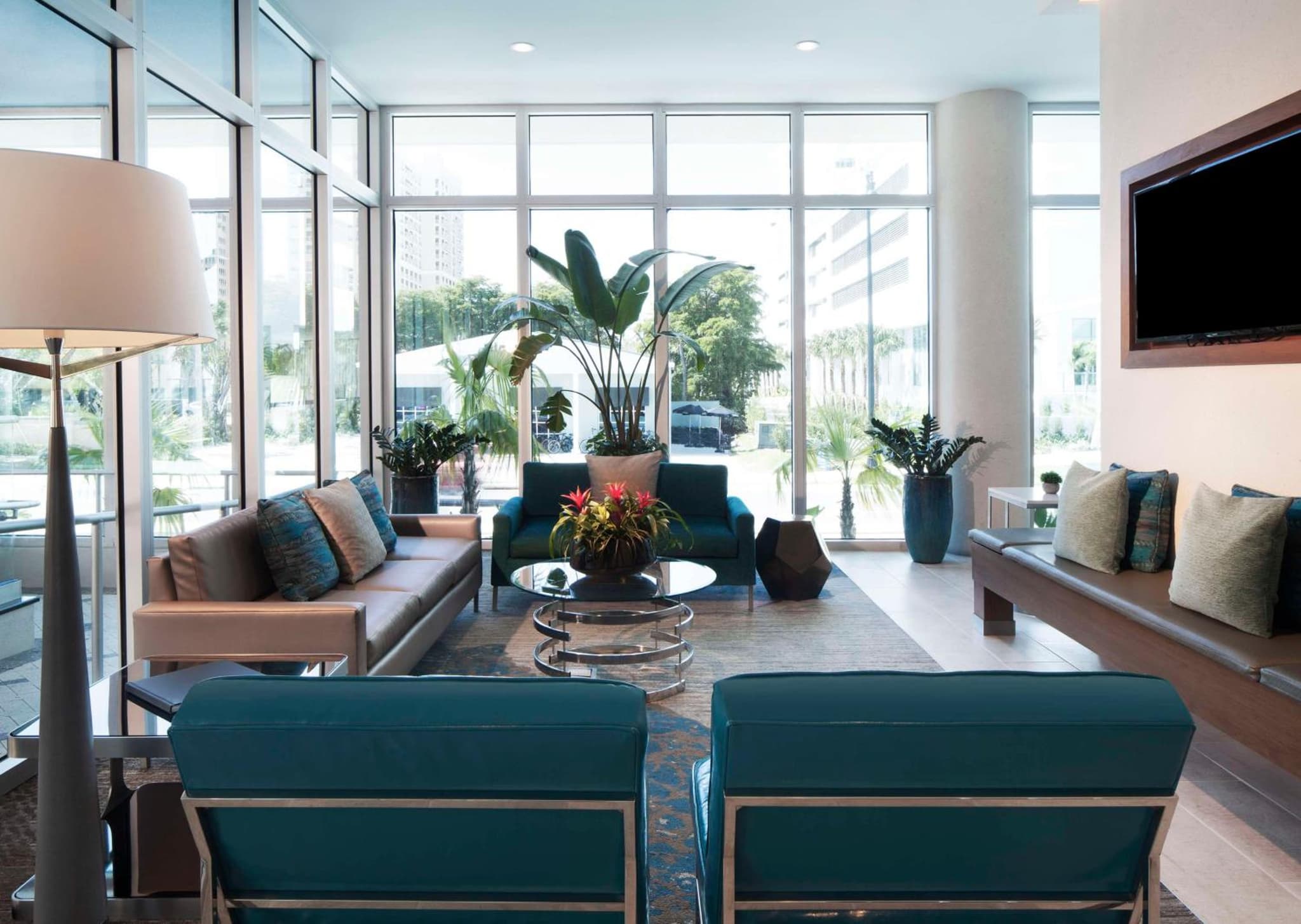 Embassy Suites By Hilton Sarasota photo 2