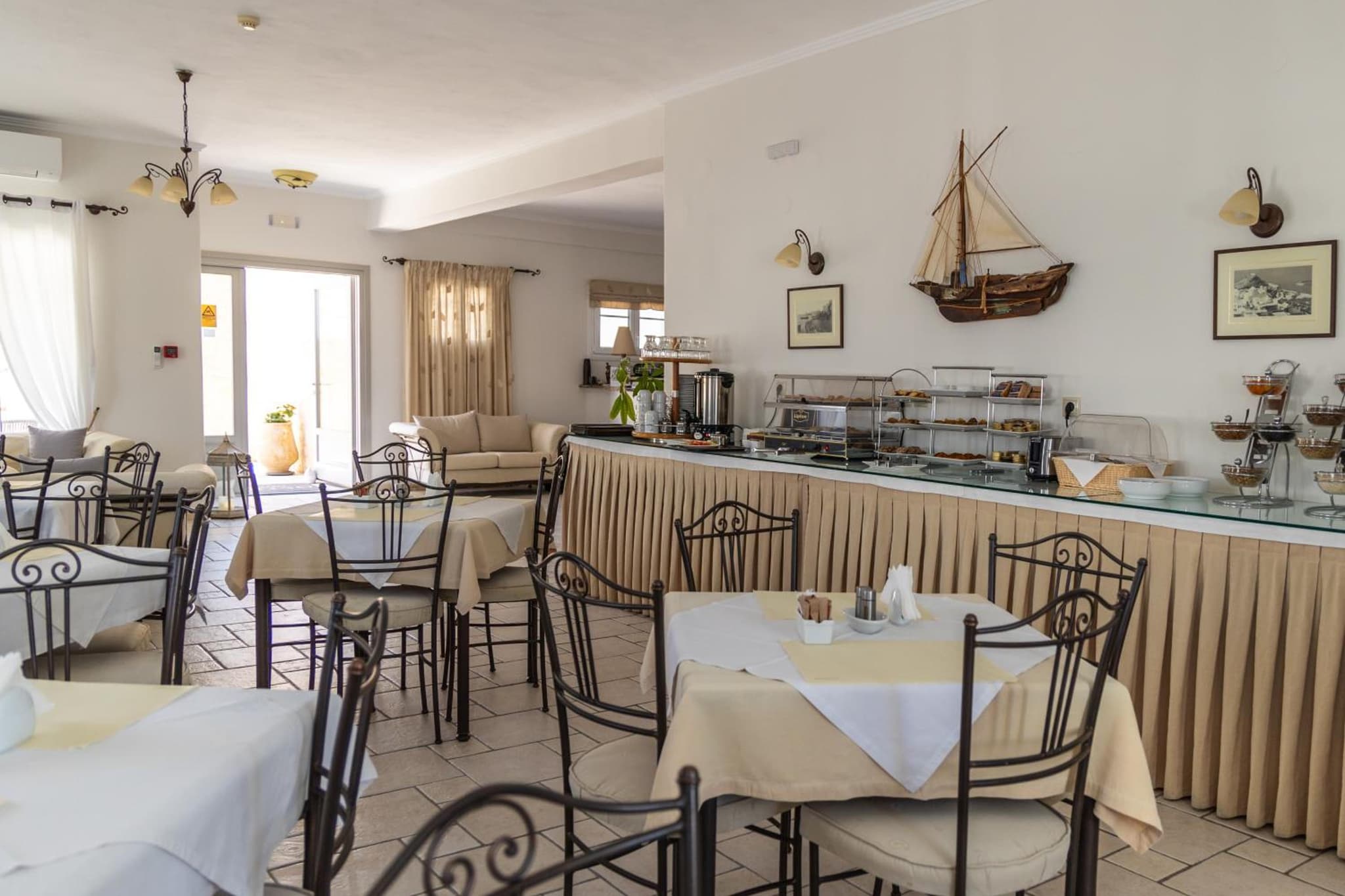 Ostria Hotel  photo 3