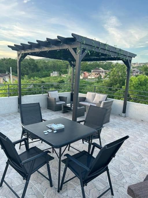5 Bedroom Villa Gated Community photo 2