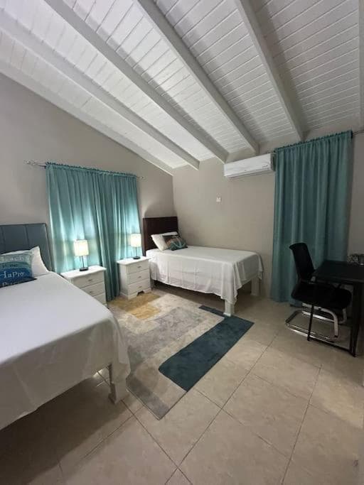 5 Bedroom Villa Gated Community photo 3