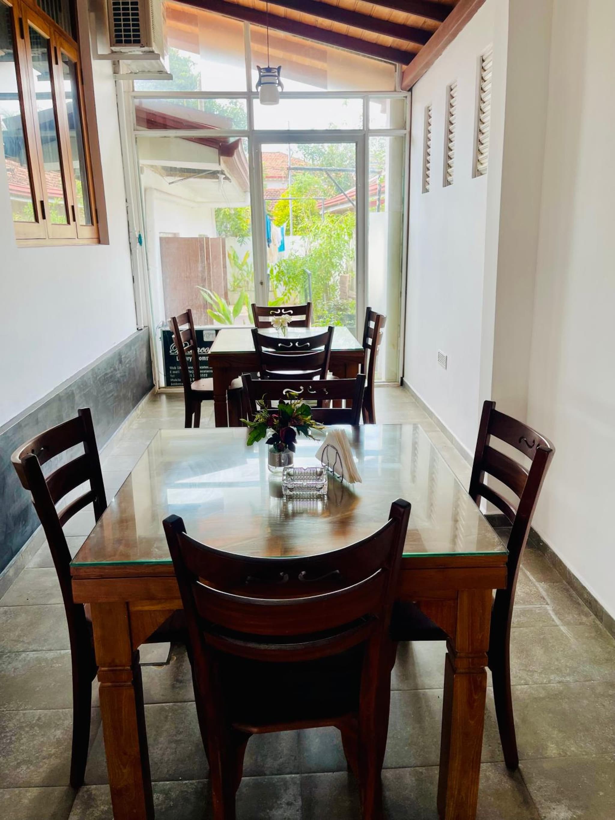 Sand & Surf Guest House photo 9
