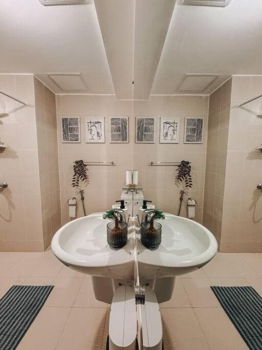 2BR Luxury Penthouse Christmas Stay with Wide Balcony and 7ft Billiards The Polaris Penthouse at Azure North photo 4