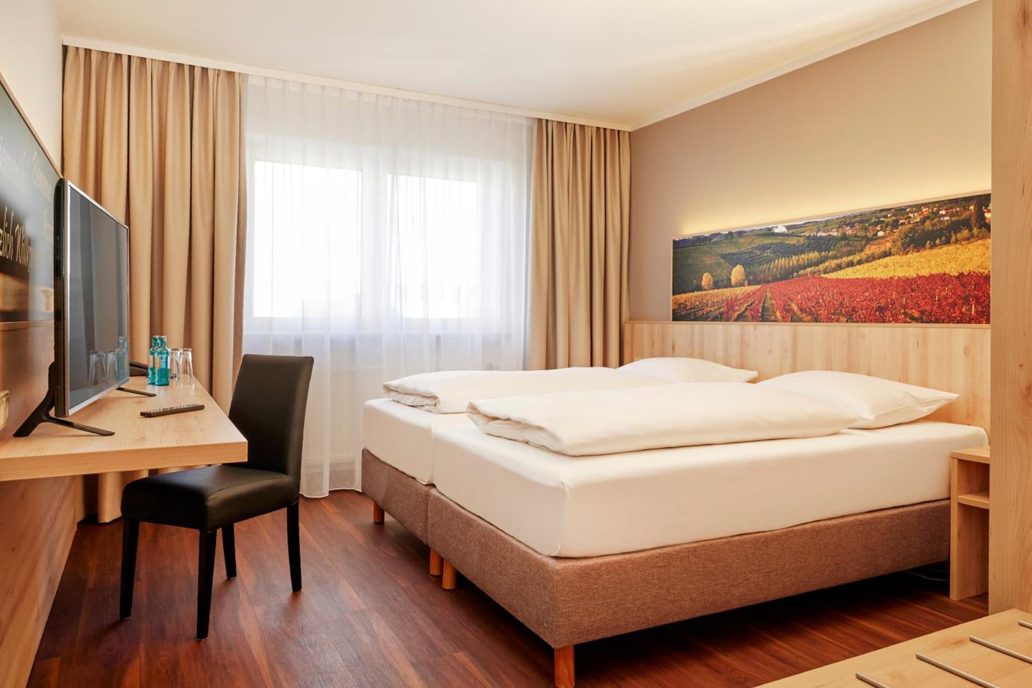 Sunday Hotel Stuttgart Herrenberg photo 4