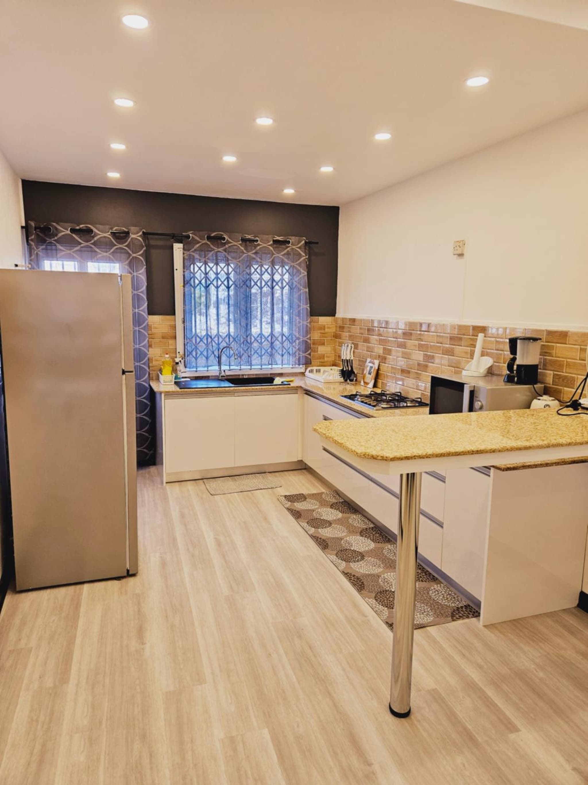 Paradise island apartments photo 9