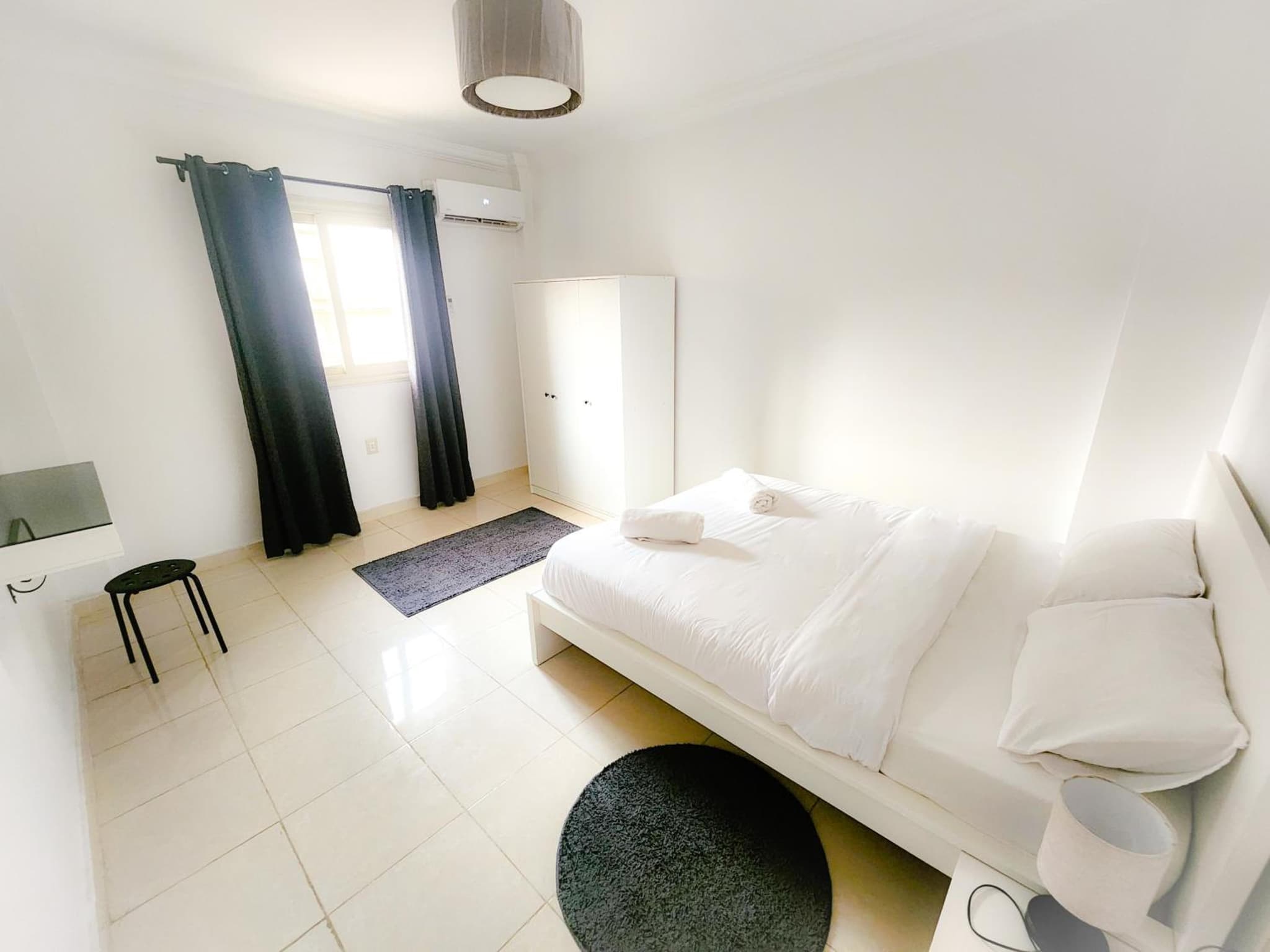 Stylish and modern apartment photo 4