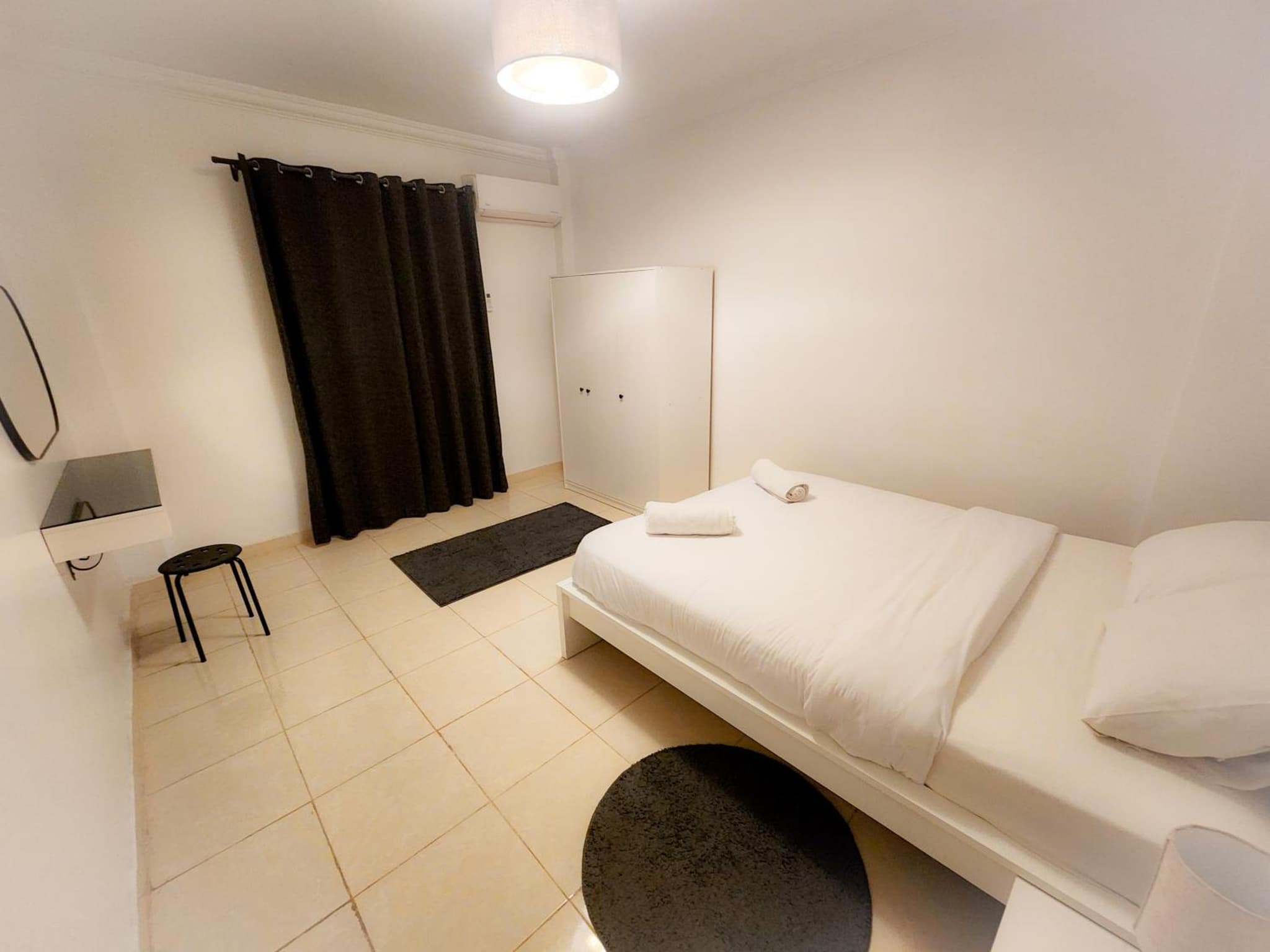 Stylish and modern apartment photo 9