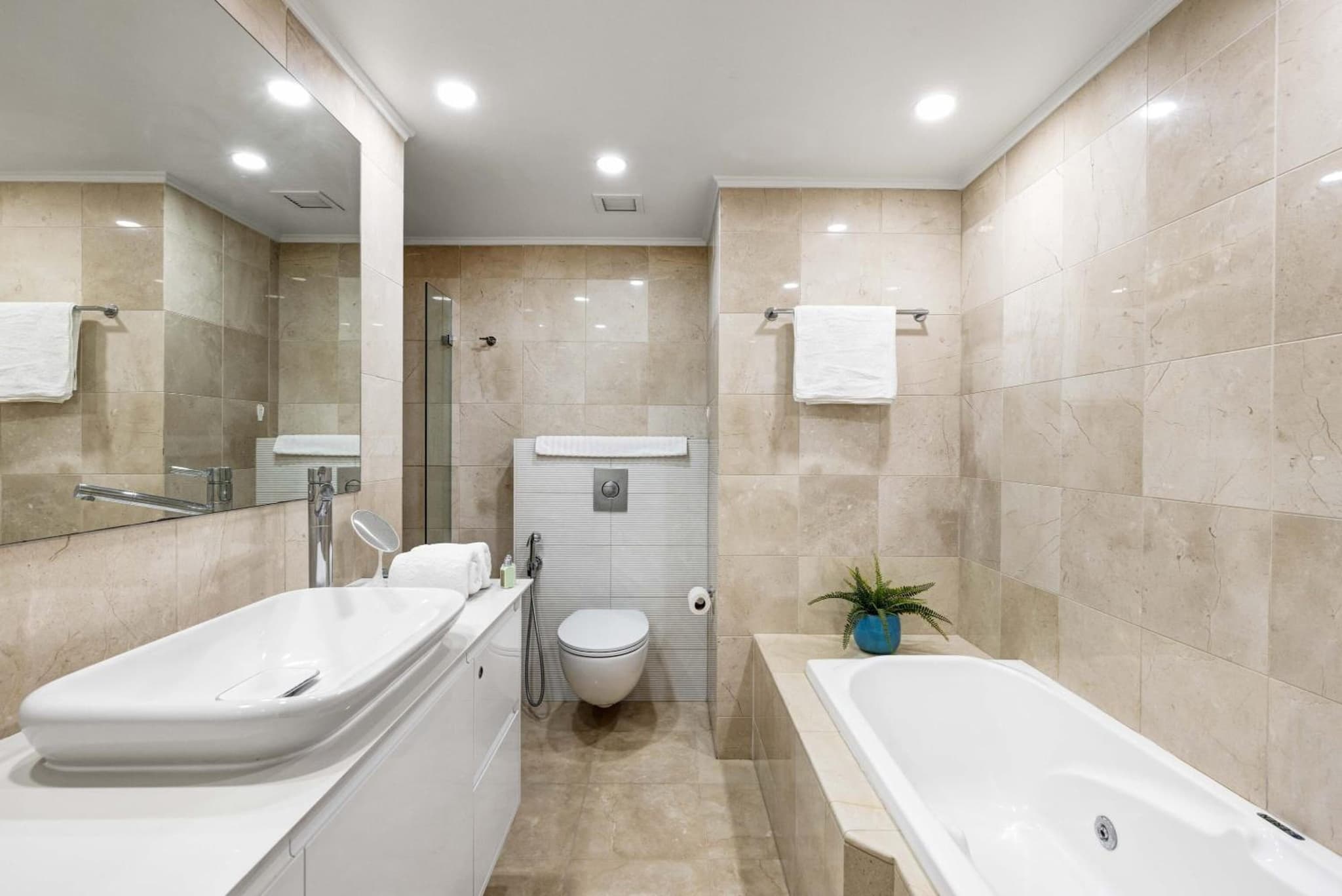 Marina view 2bd Luxury Ap photo 7