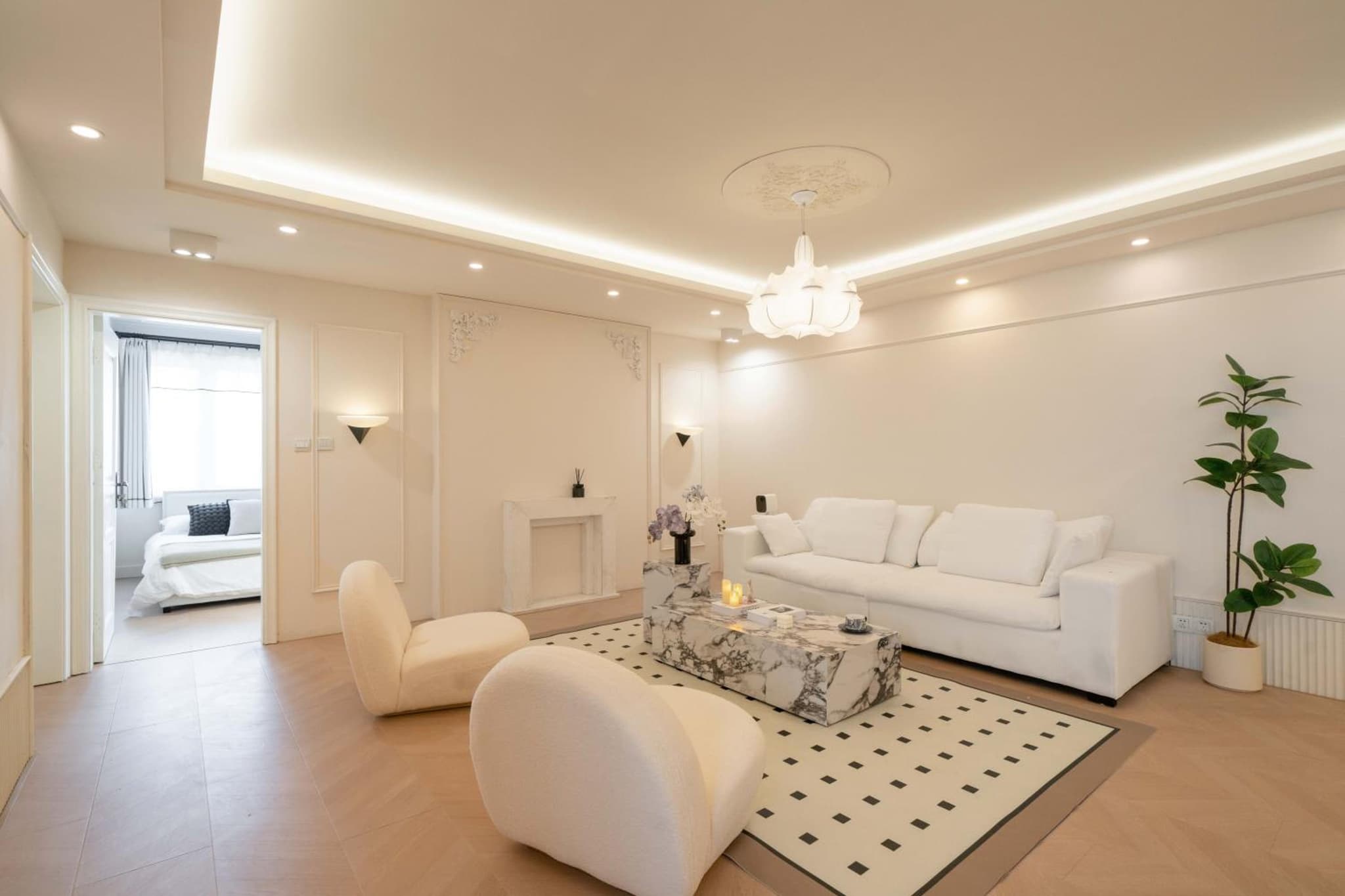 Molly House- walk to Yu Garden and Near the Bund, East Nanjing Road, 3bedrooms 1study 2 bathrooms elevator apartment photo 6