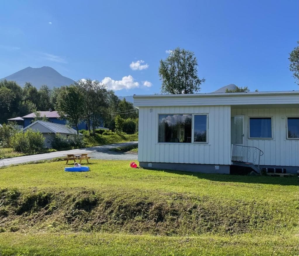 Lyngen accommodation and sauna photo 4