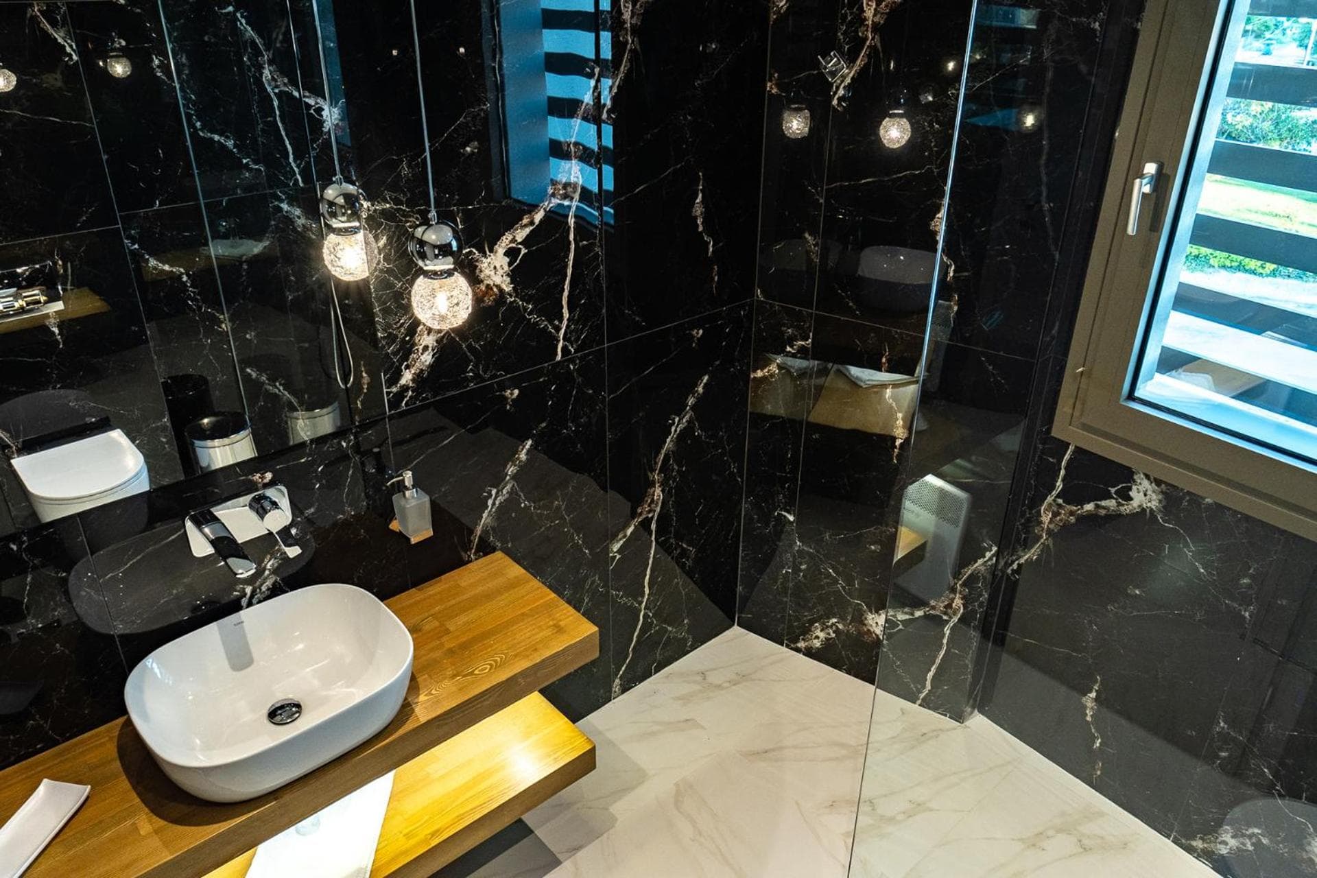Sky Hotel photo 3