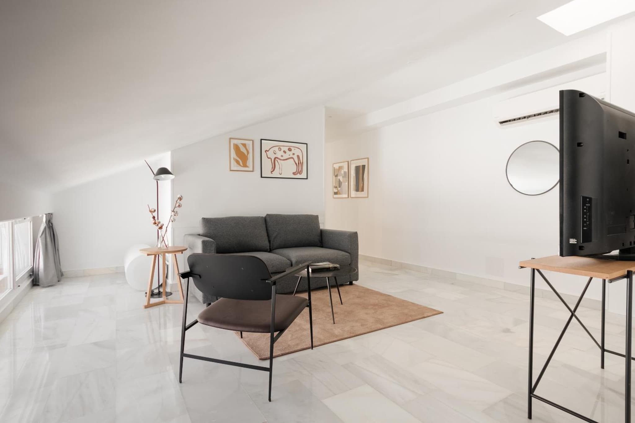 Limehome Madrid Sol photo 6