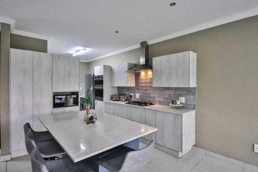 Hartbeespoort Dam Getaway Home photo 6