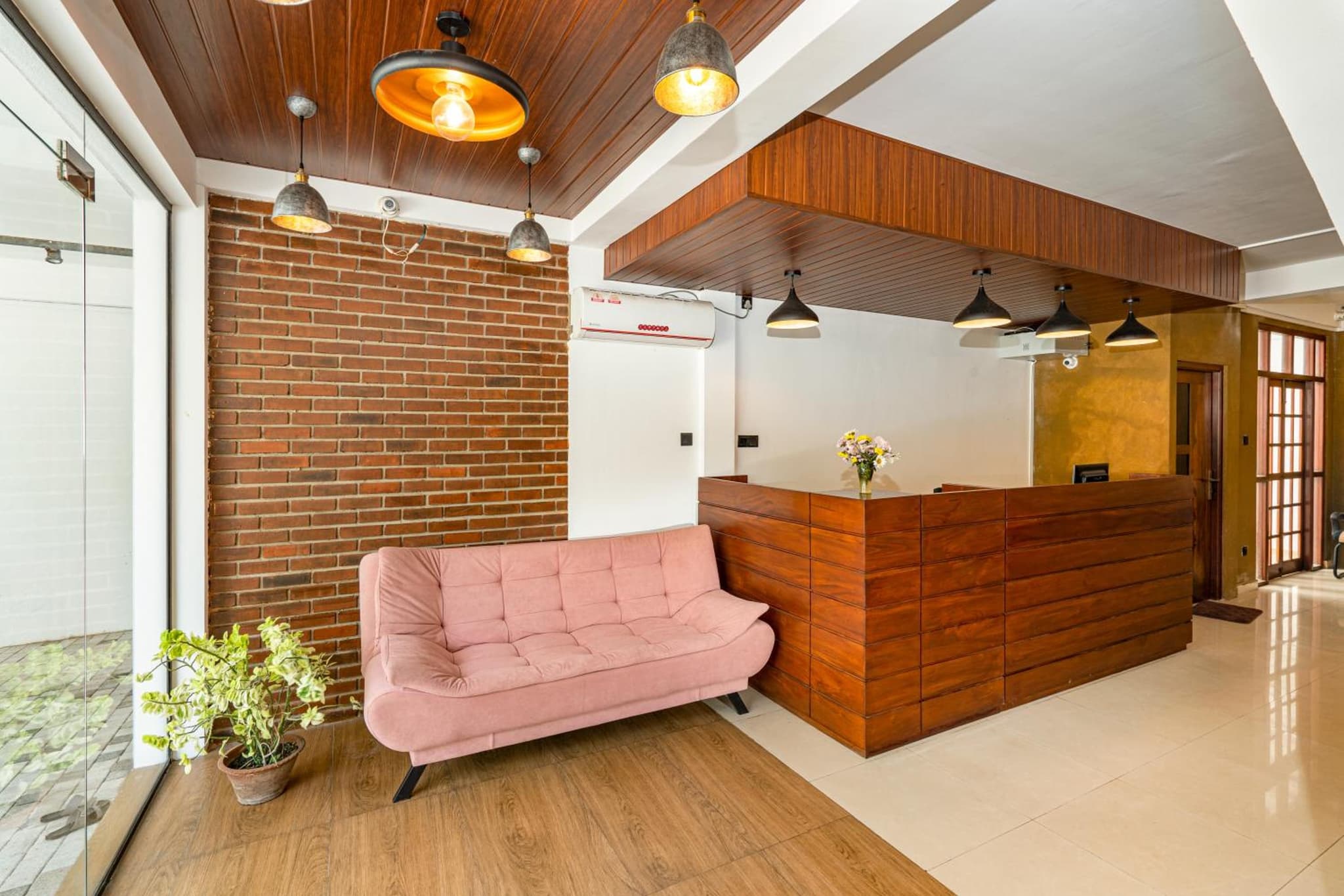 Peridot Hotels Mount Lavinia photo 9