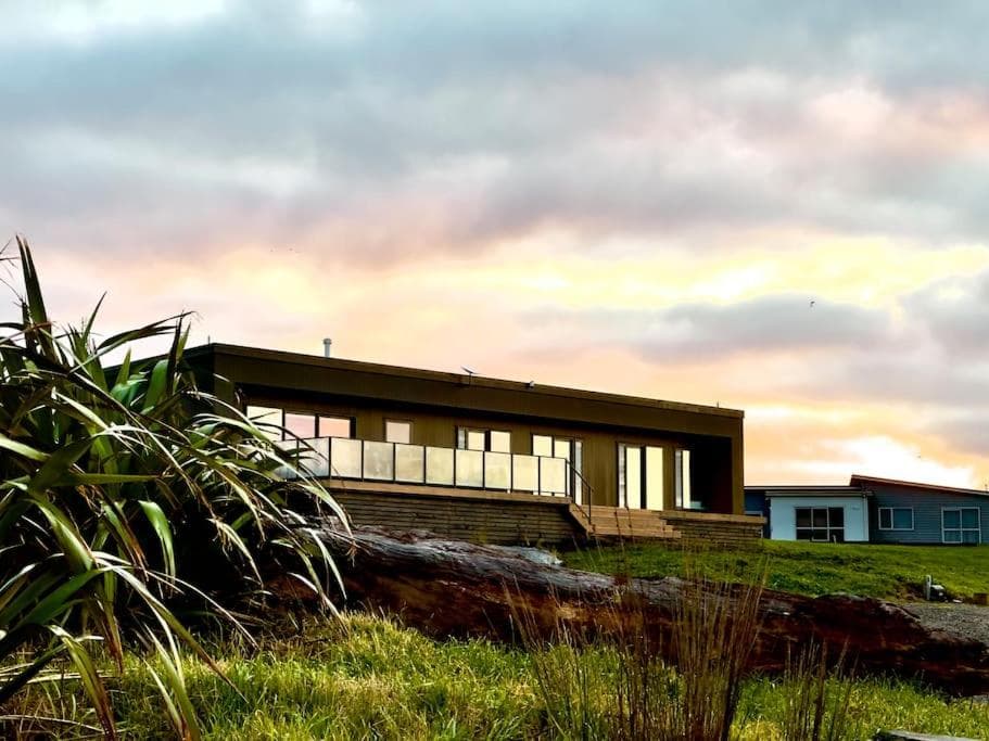 Luxury Absolute Ocean View Lodge photo 4