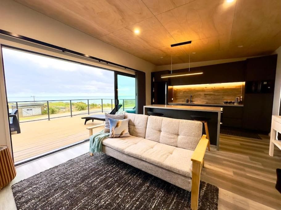 Luxury Absolute Ocean View Lodge photo 7