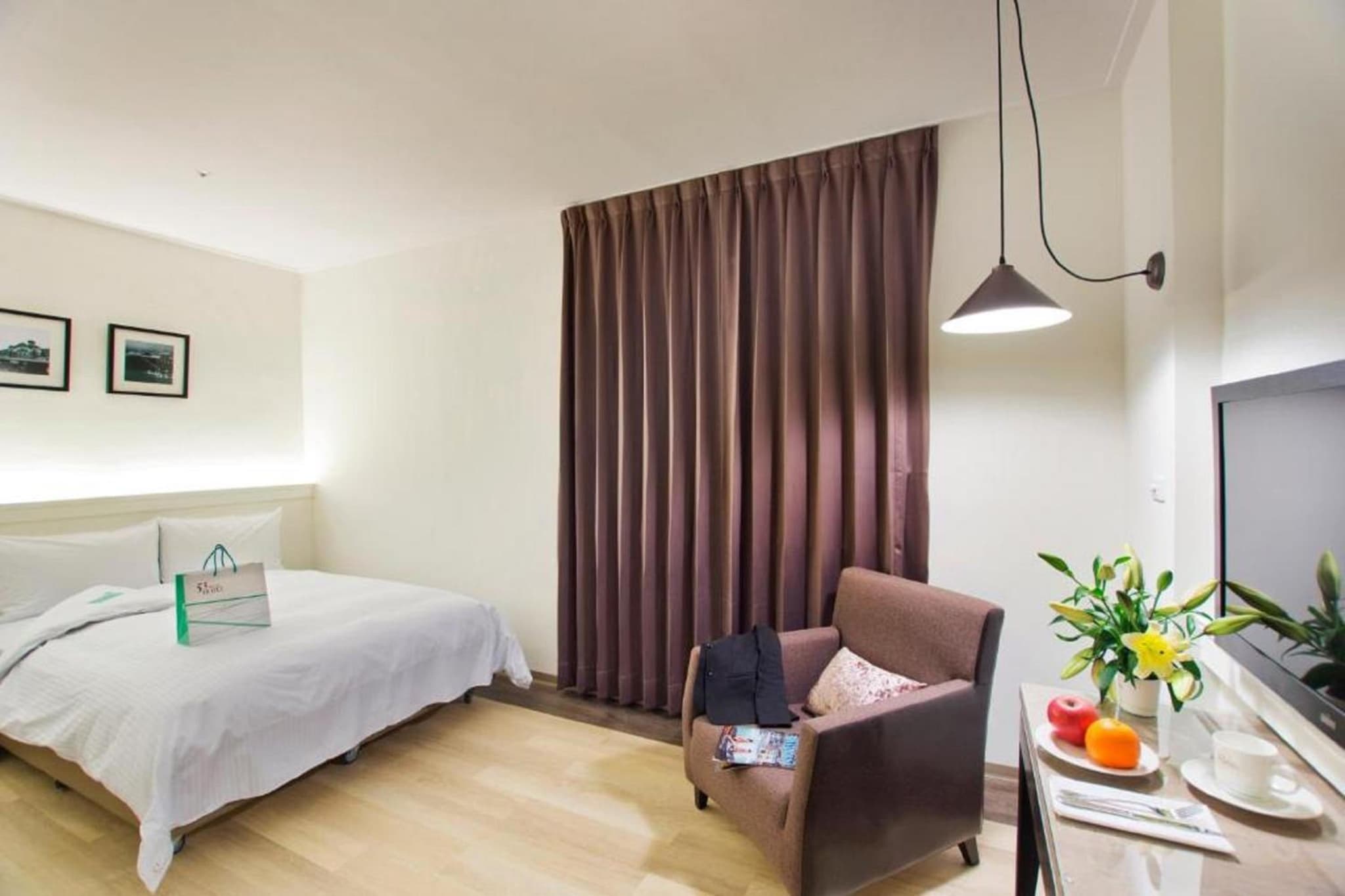 53 Hotel photo 6