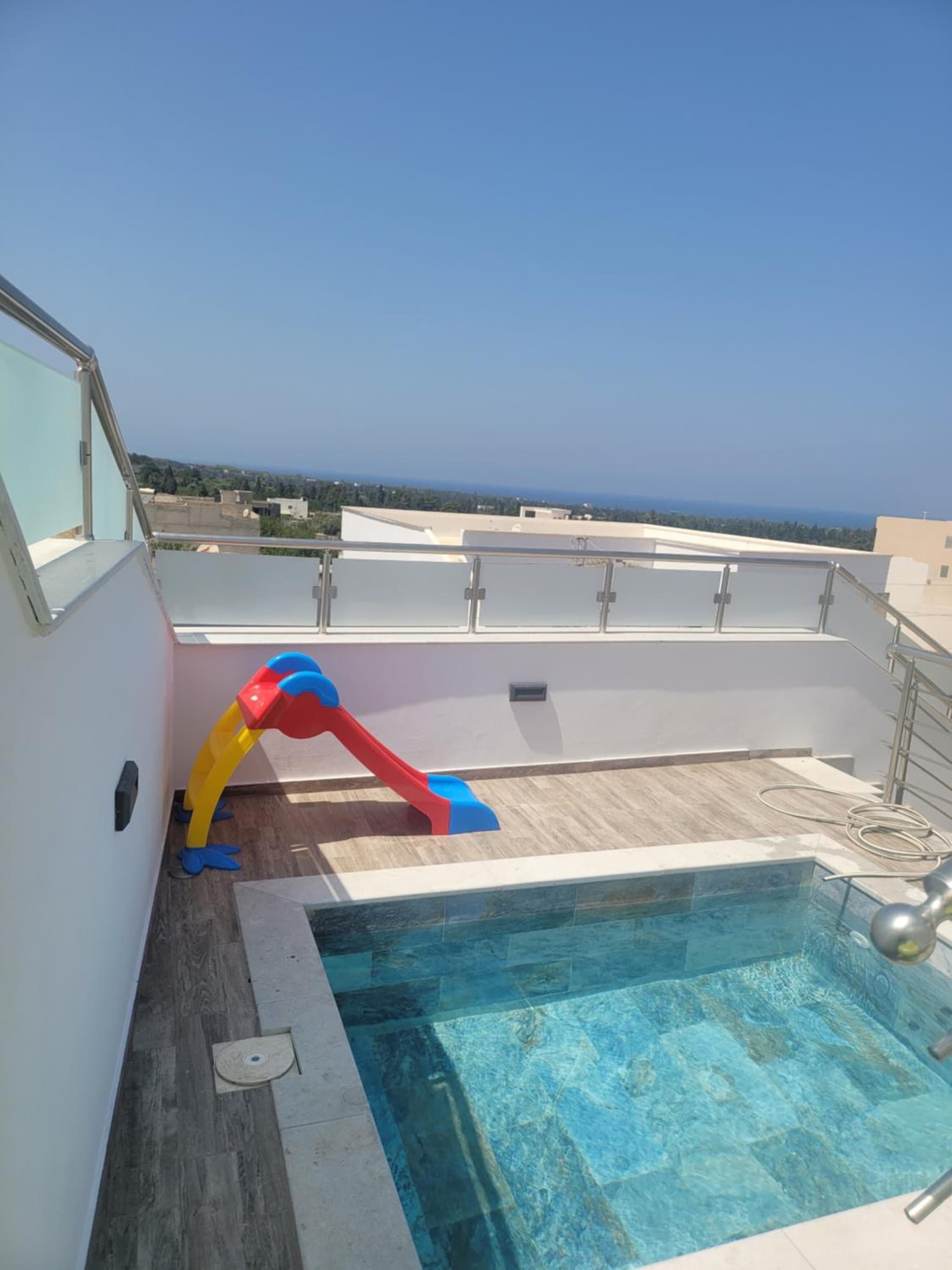 Appartement avec piscine vue sur mer
