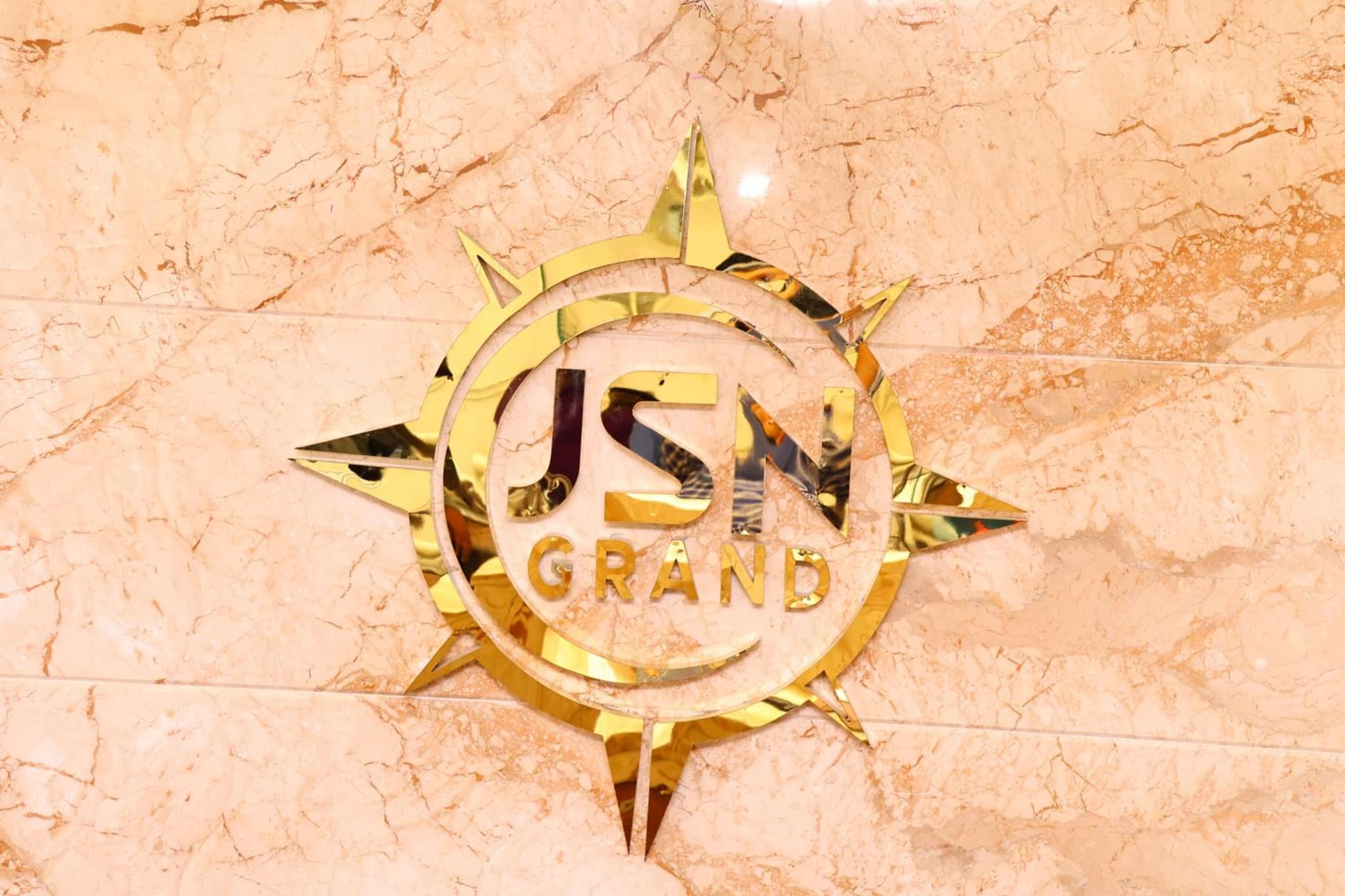 JSN Grand photo 7