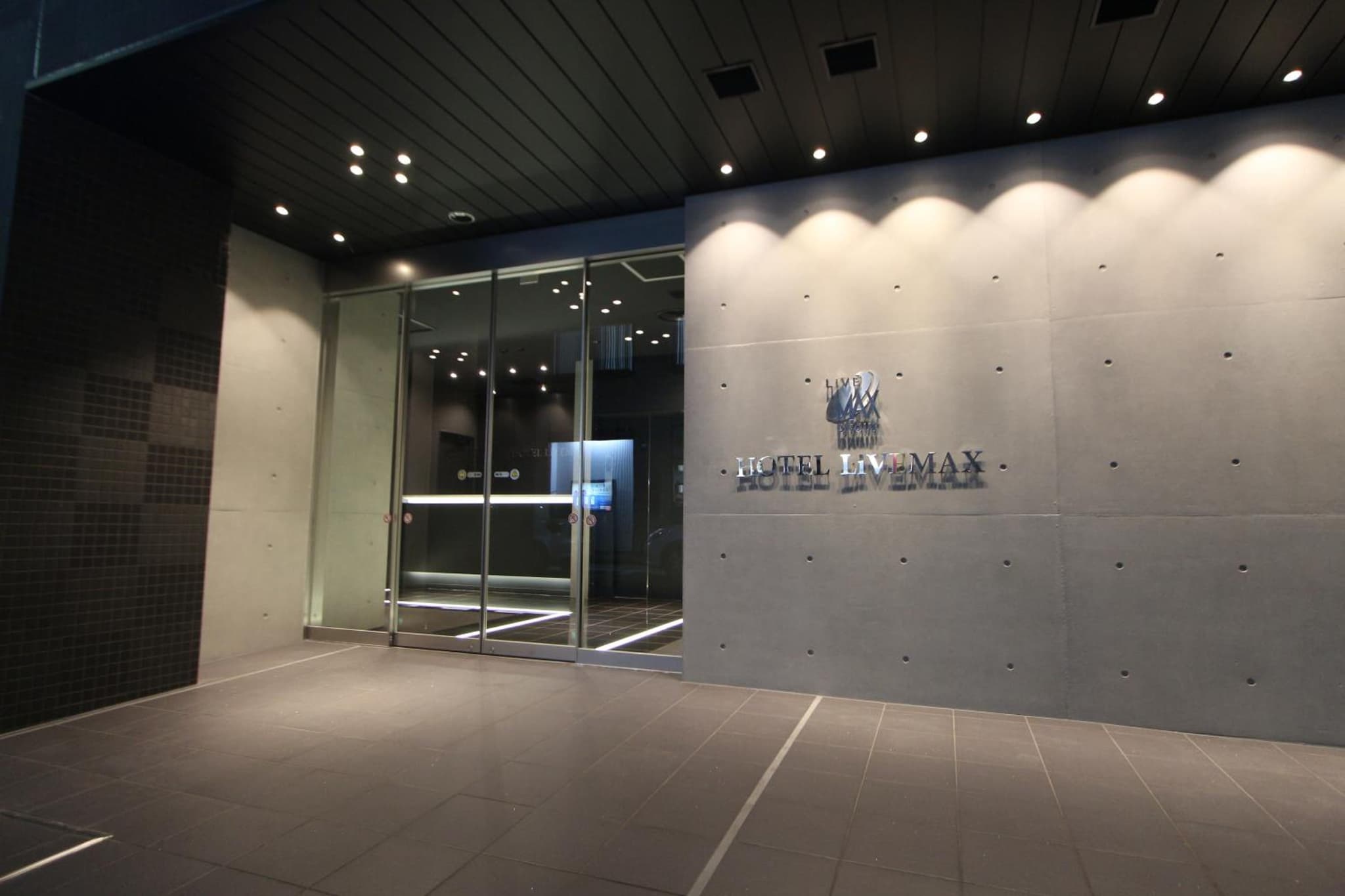 HOTEL LiVEMAX Higashi Ginza photo 3