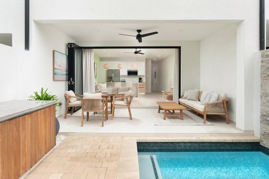 2 bed Porters home with pool & beach Azzurro 5 photo 9