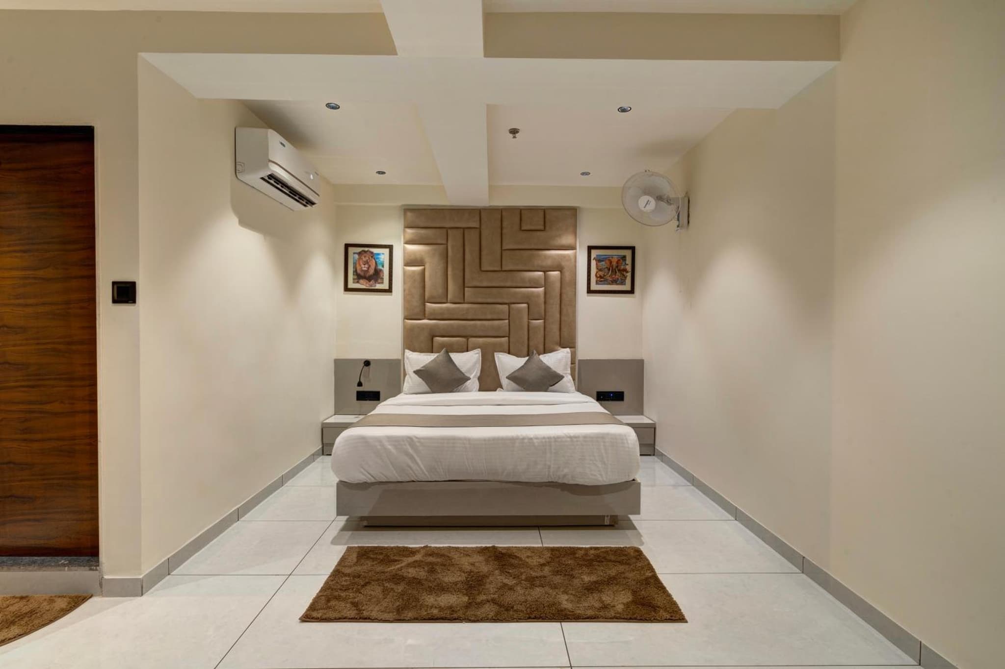 Hotel Shrimad Villa Gandhinagar photo 7