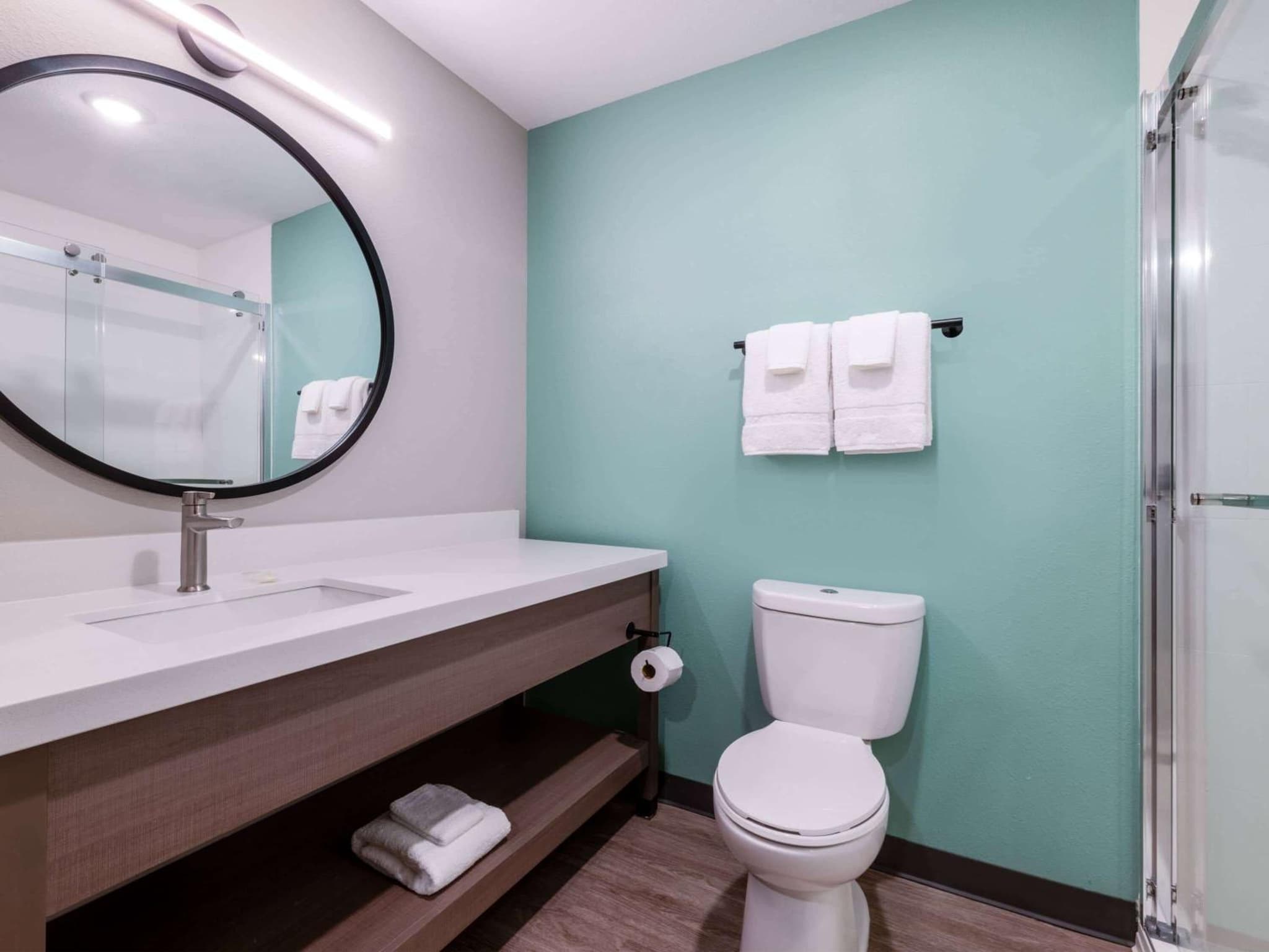 ECHO Suites Extended Stay by Wyndham Spartanburg photo 4