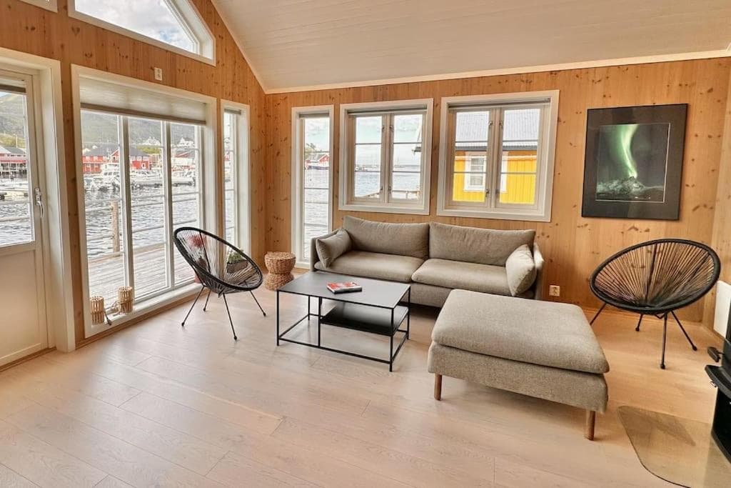 Bay Chalet Sørvågen photo 3
