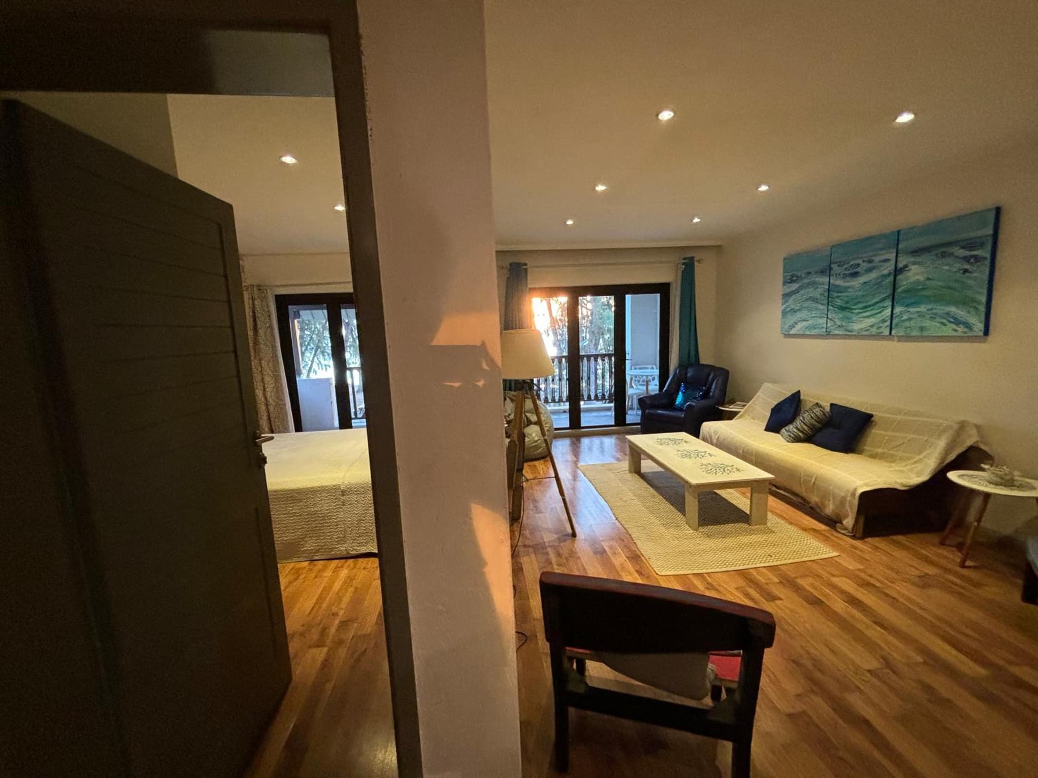 Aquamarine Beachfront Apartment photo 5