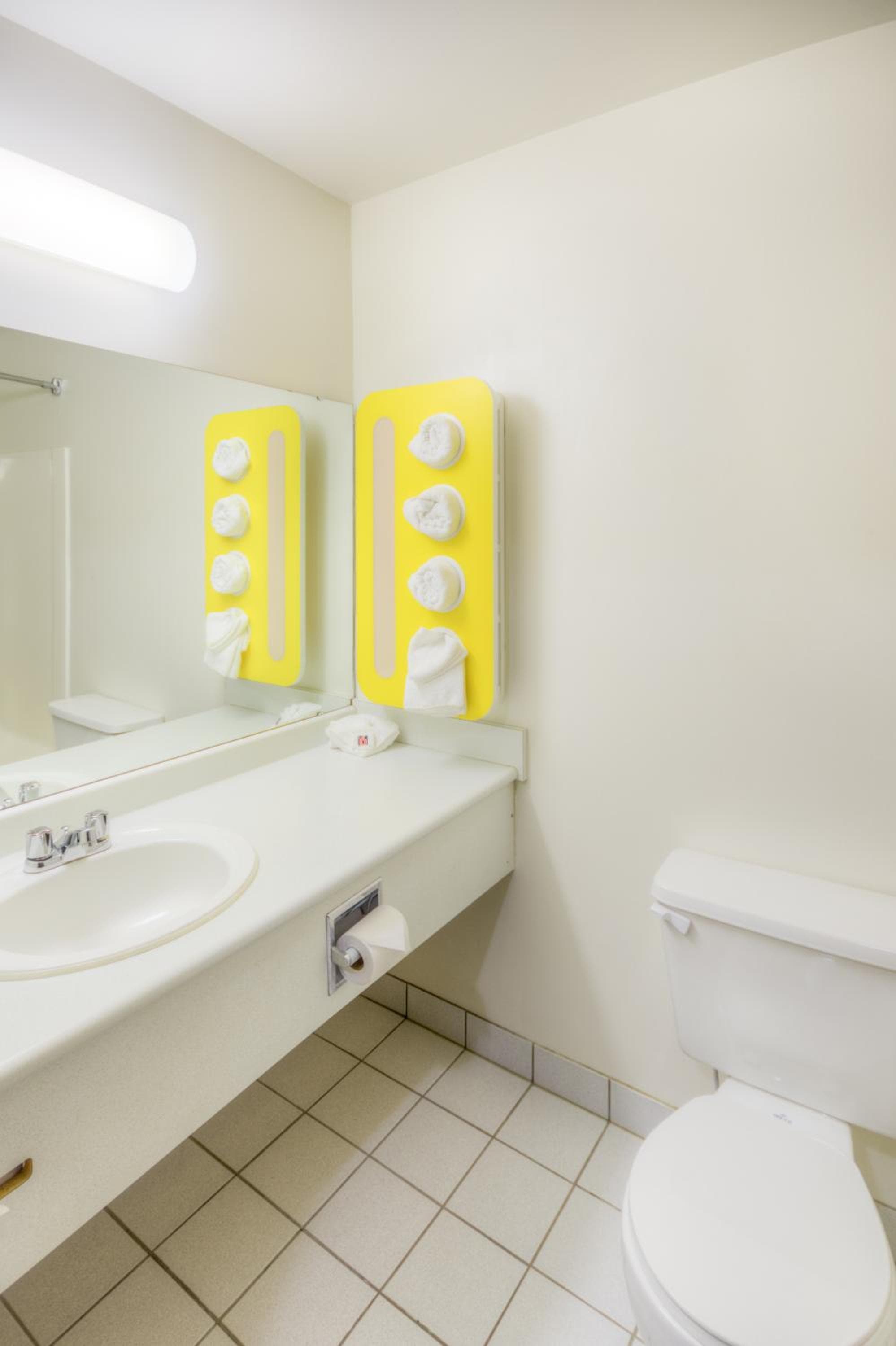 Motel 6-Regina, SK photo 4