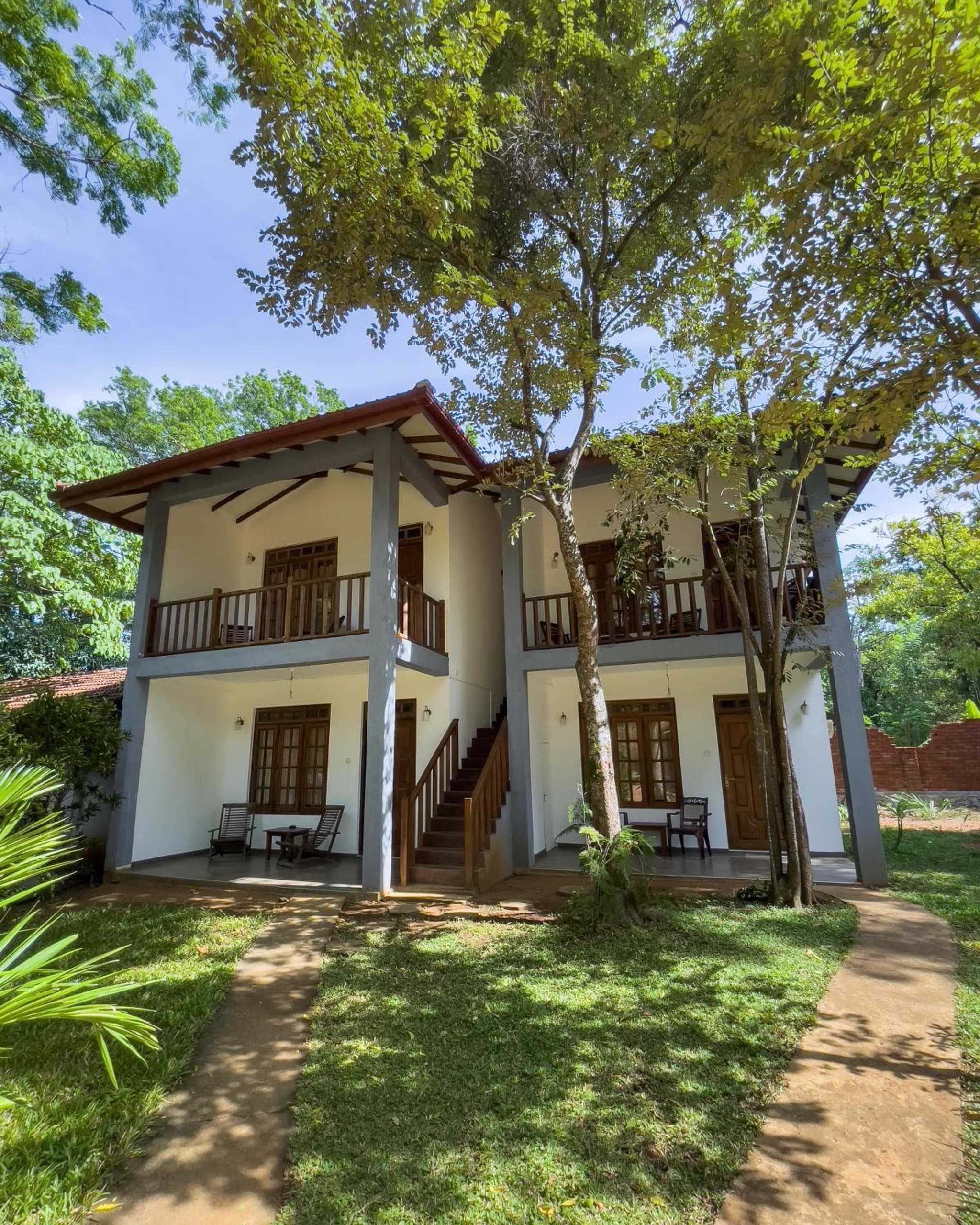 Isanka Lion Lodge