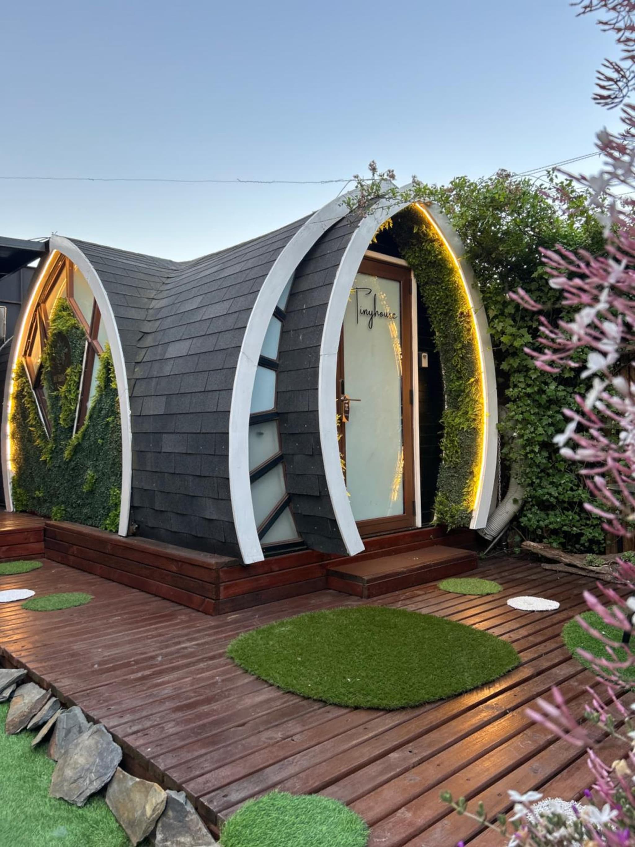 Beehouse TinyGreen Jacuzzi Opcional