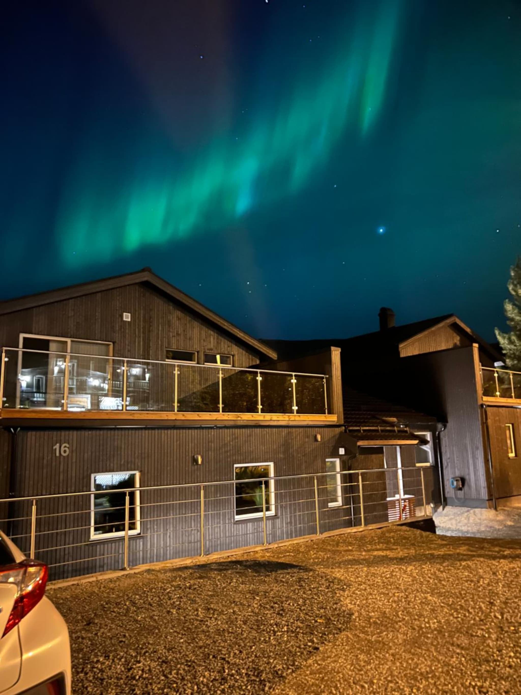 Tromsø Arctic Villa with free parking
